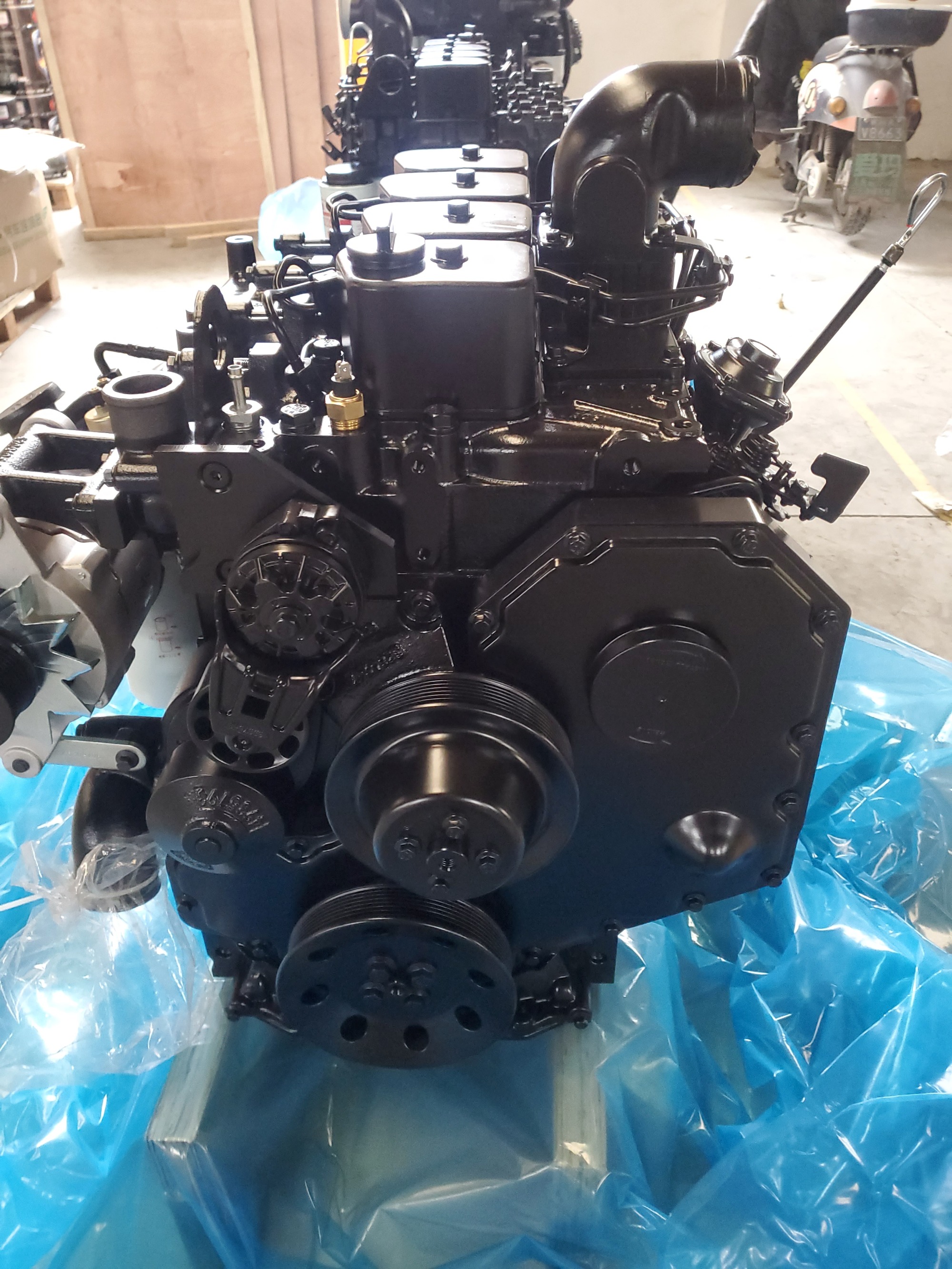 Cummins 4BT3.9 Diesel Engine Assembly