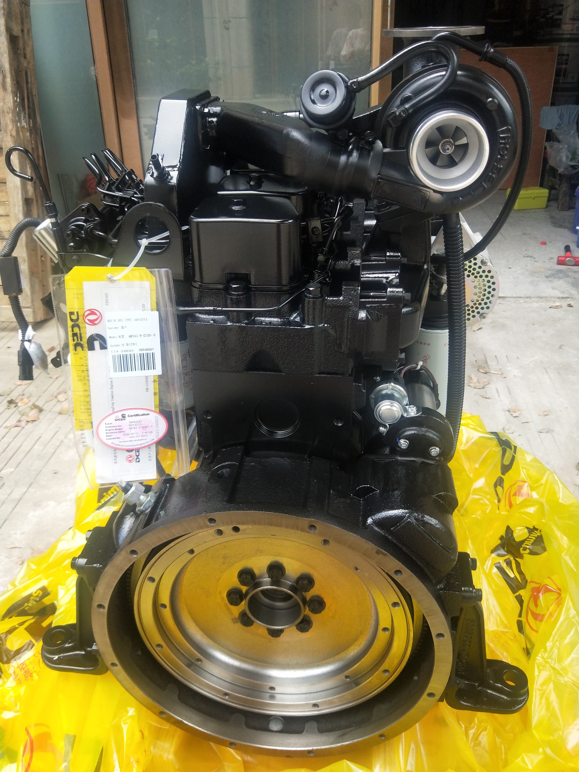 Cummins 4BT3.9 Diesel Engine Assembly