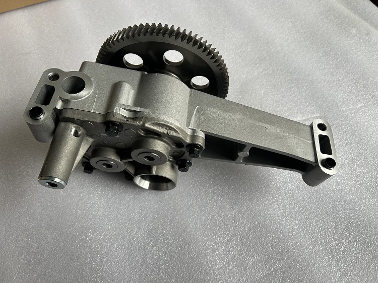 High Quality Oil Pump 1730312 2686288 2105497 1860961 for DC13 Engine