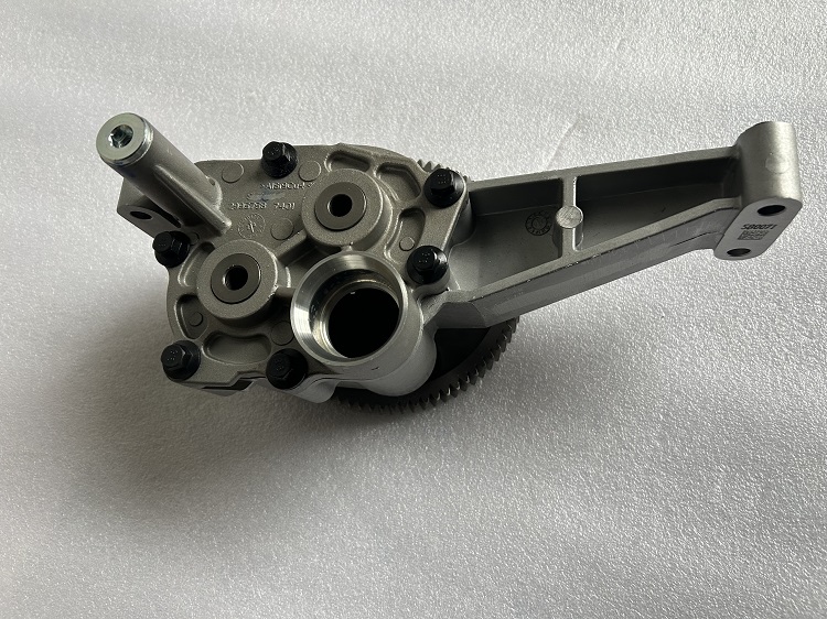 High Quality Oil Pump 1730312 2686288 2105497 1860961 for DC13 Engine