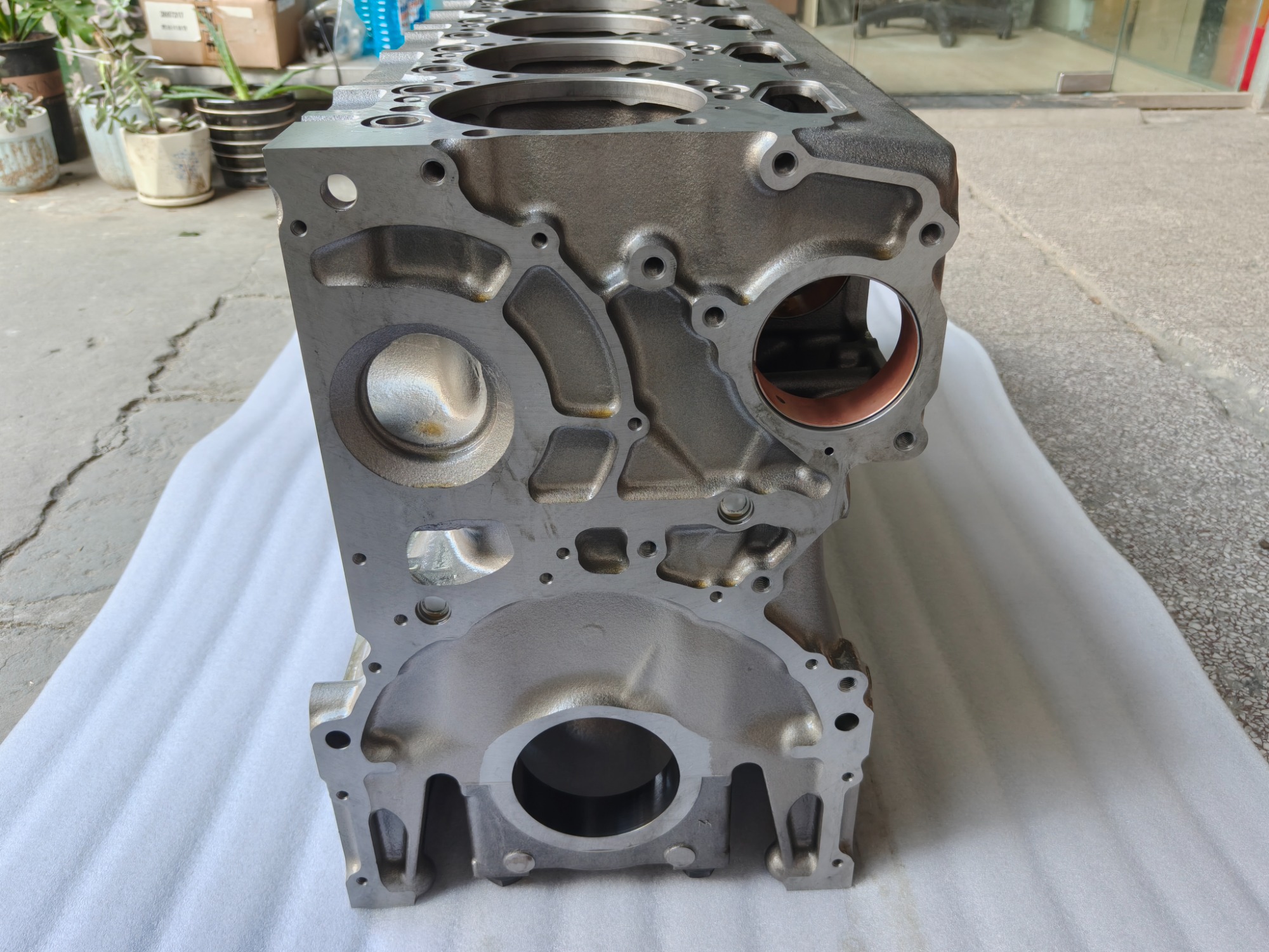 High Quality Cylinder Block 2364500 108330-05 for Scania DC13 Engine