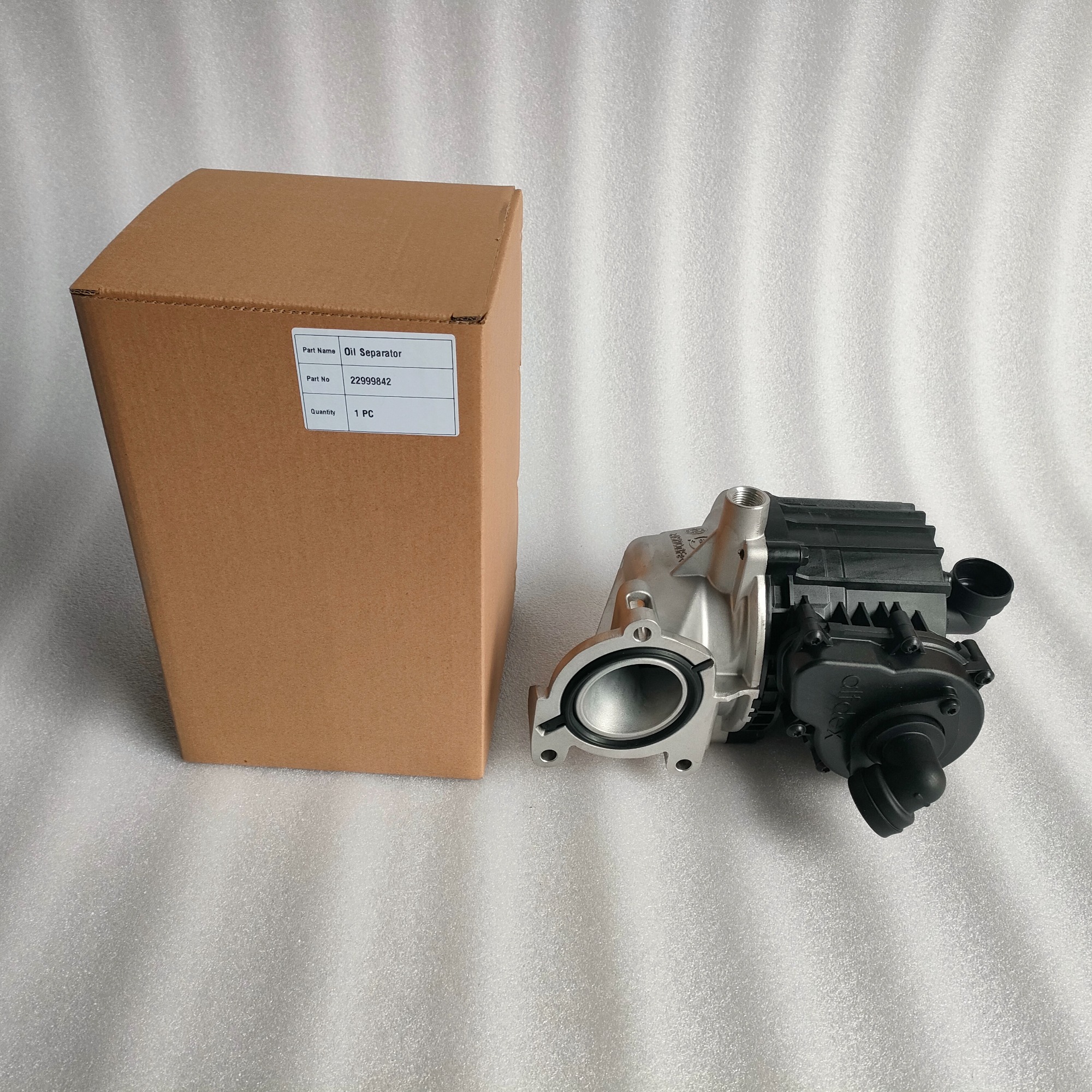 OEM Quality D11 Engine Parts Oil Separator 22999842 For VOLVO FM11 Truck