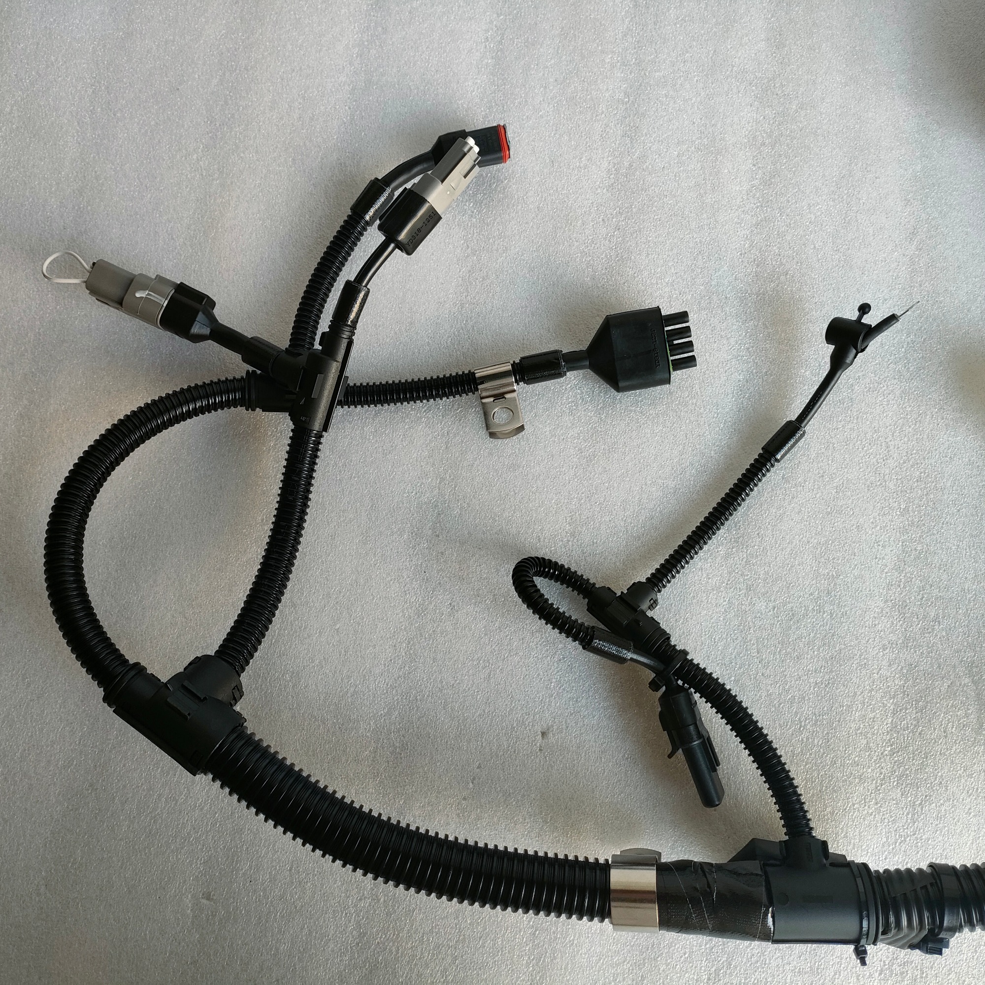 Cummins M11 ISM ISM11 Engine Parts Electronic Control Module Wiring Harness 2864482