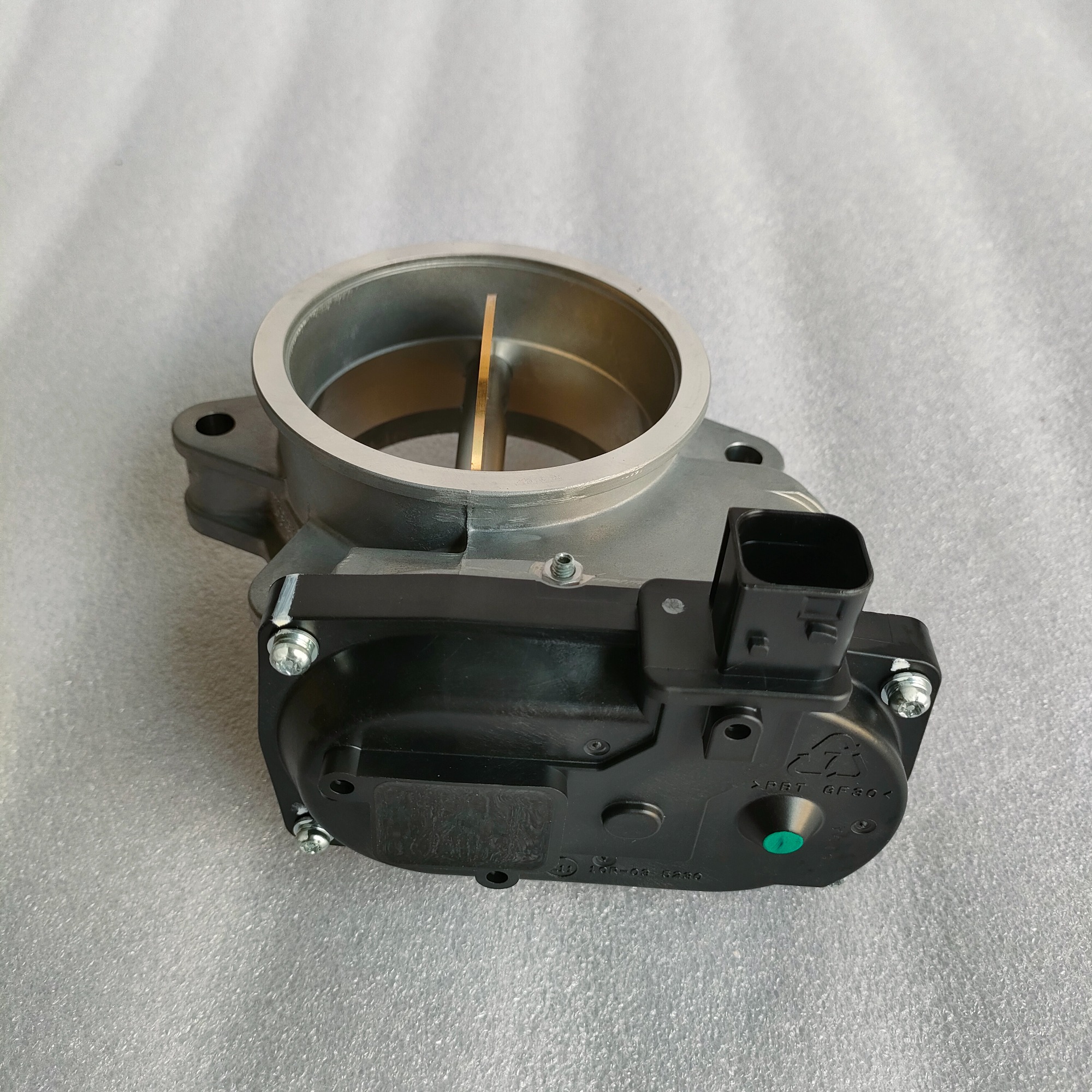 OEM Quality EGR Throttle Valve 23051797 For VOLVO FM Truck