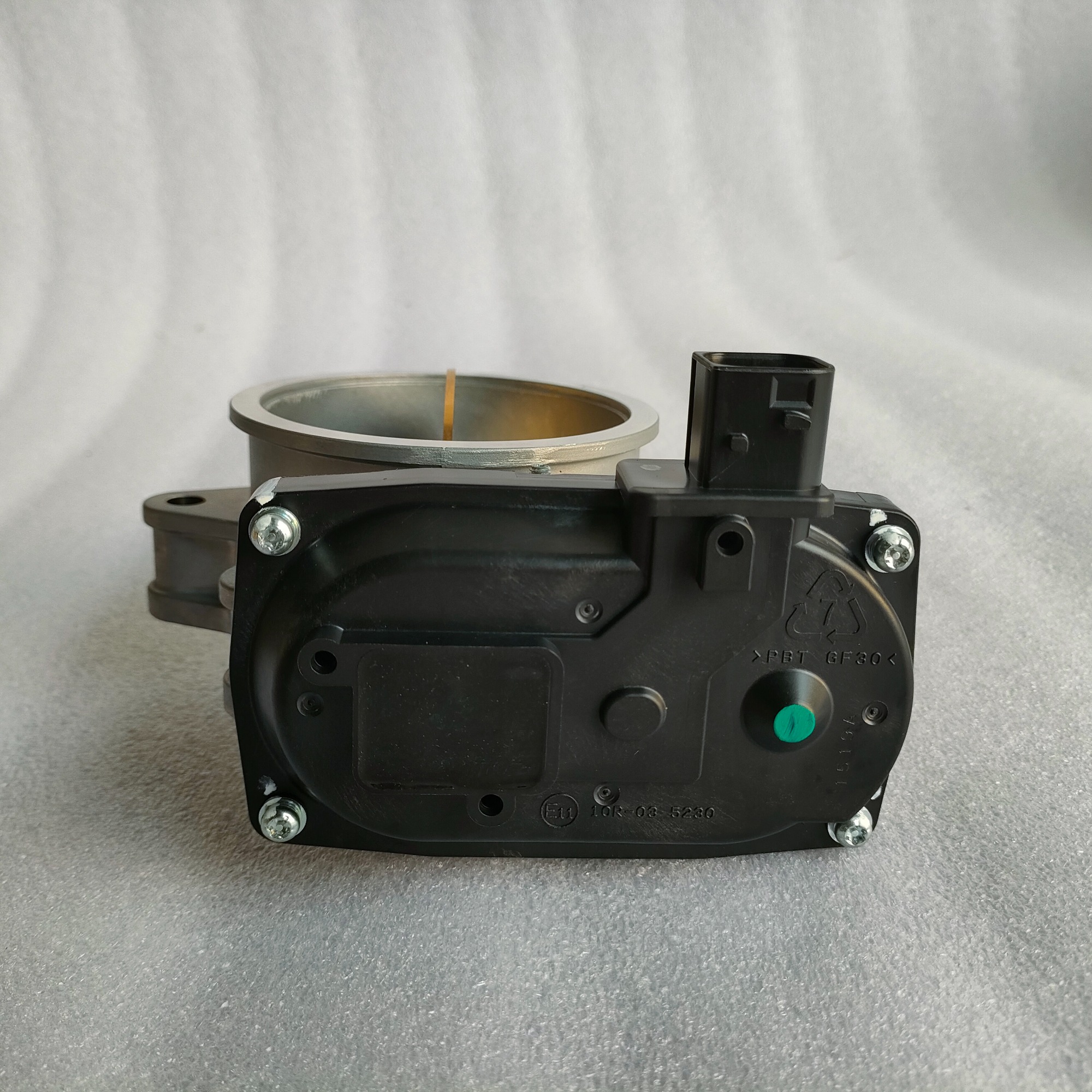 OEM Quality EGR Throttle Valve 23051797 For VOLVO FM Truck