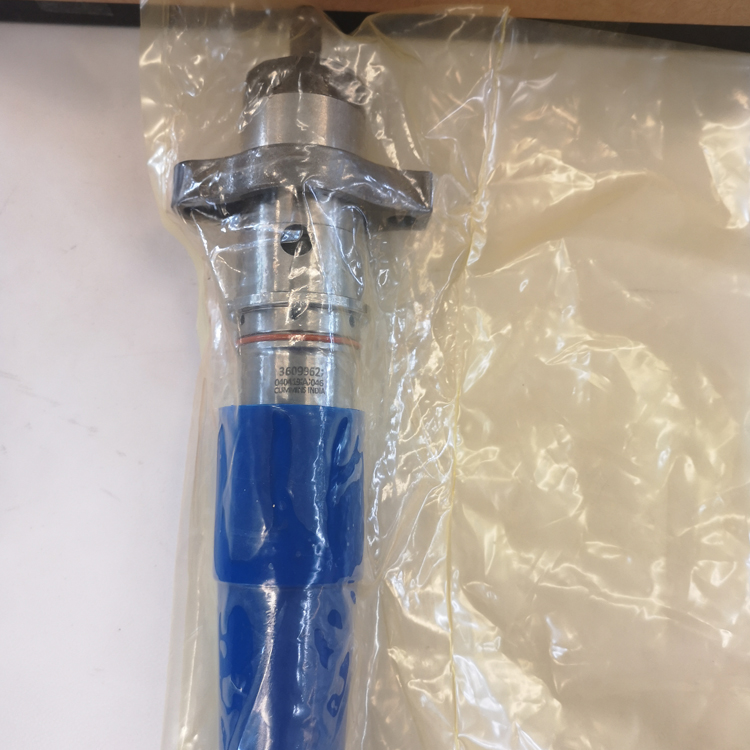 Cummins KTA38 K38 Engine Parts Fuel Injector 3609962