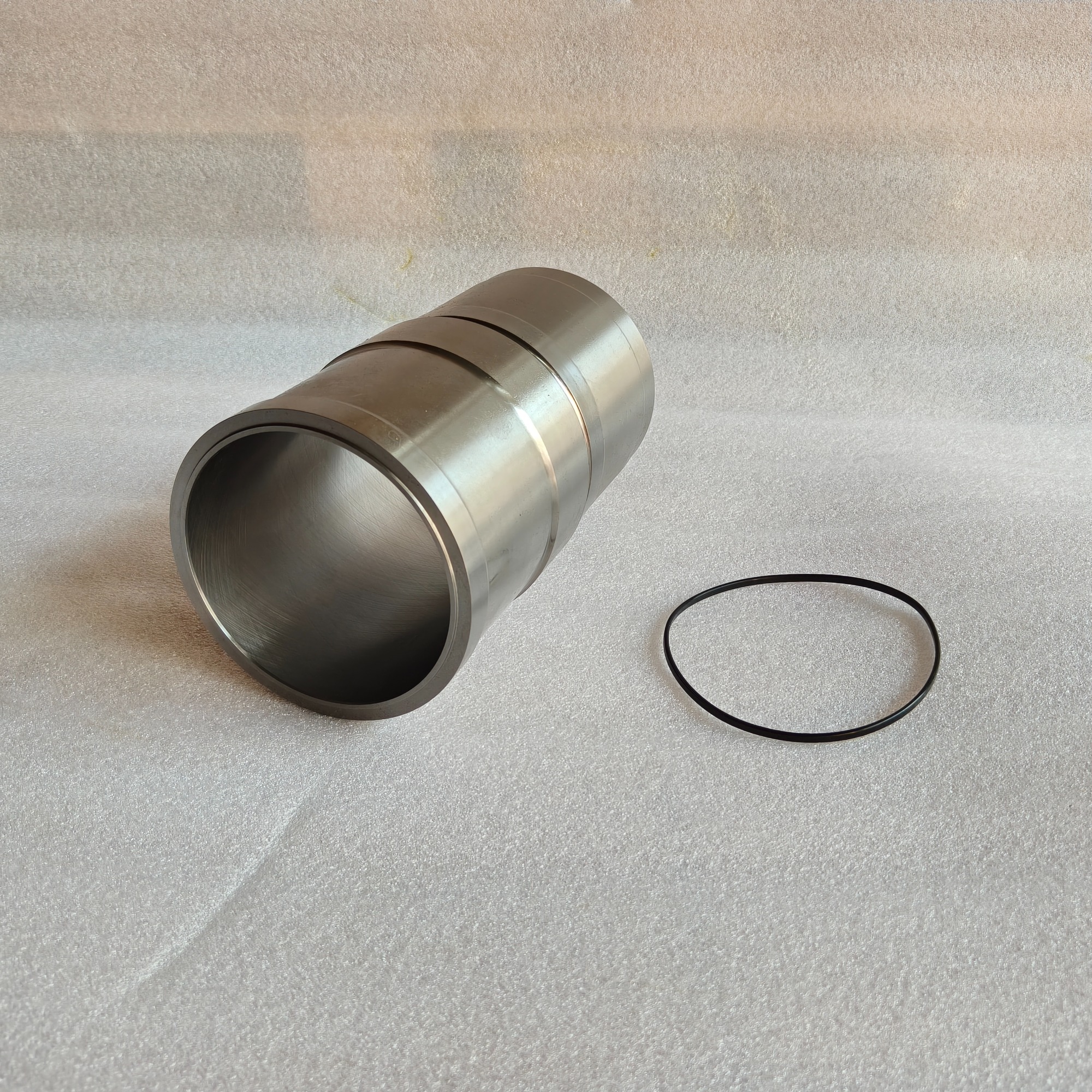 Cummins 6CT8.3 6CT Engine Parts Cylinder Liner Kit 3800328 3948095