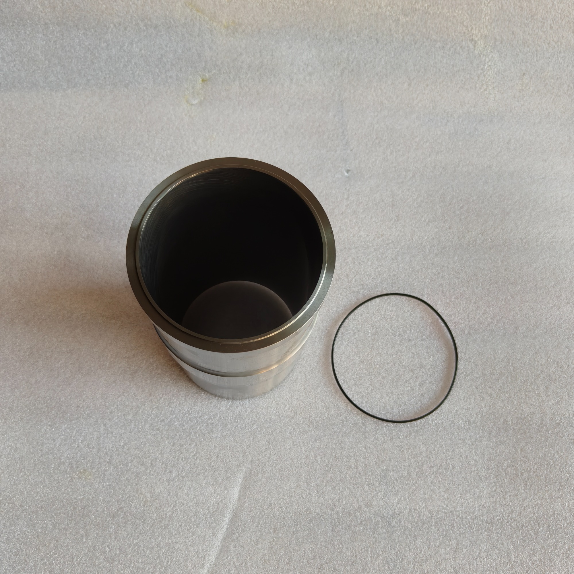 Cummins 6CT8.3 6CT Engine Parts Cylinder Liner Kit 3800328 3948095