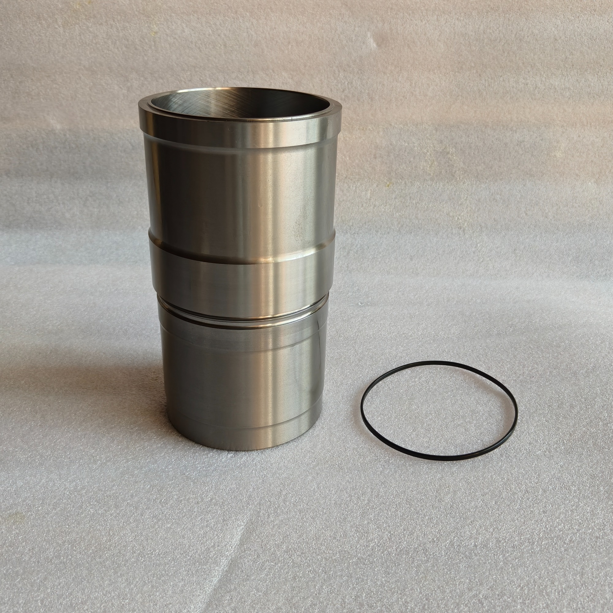Cummins 6CT8.3 6CT Engine Parts Cylinder Liner Kit 3800328 3948095