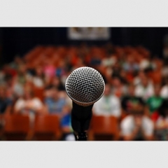 Public Speaking Skills (How to Get Standing Ovations) by Jonathan Royle