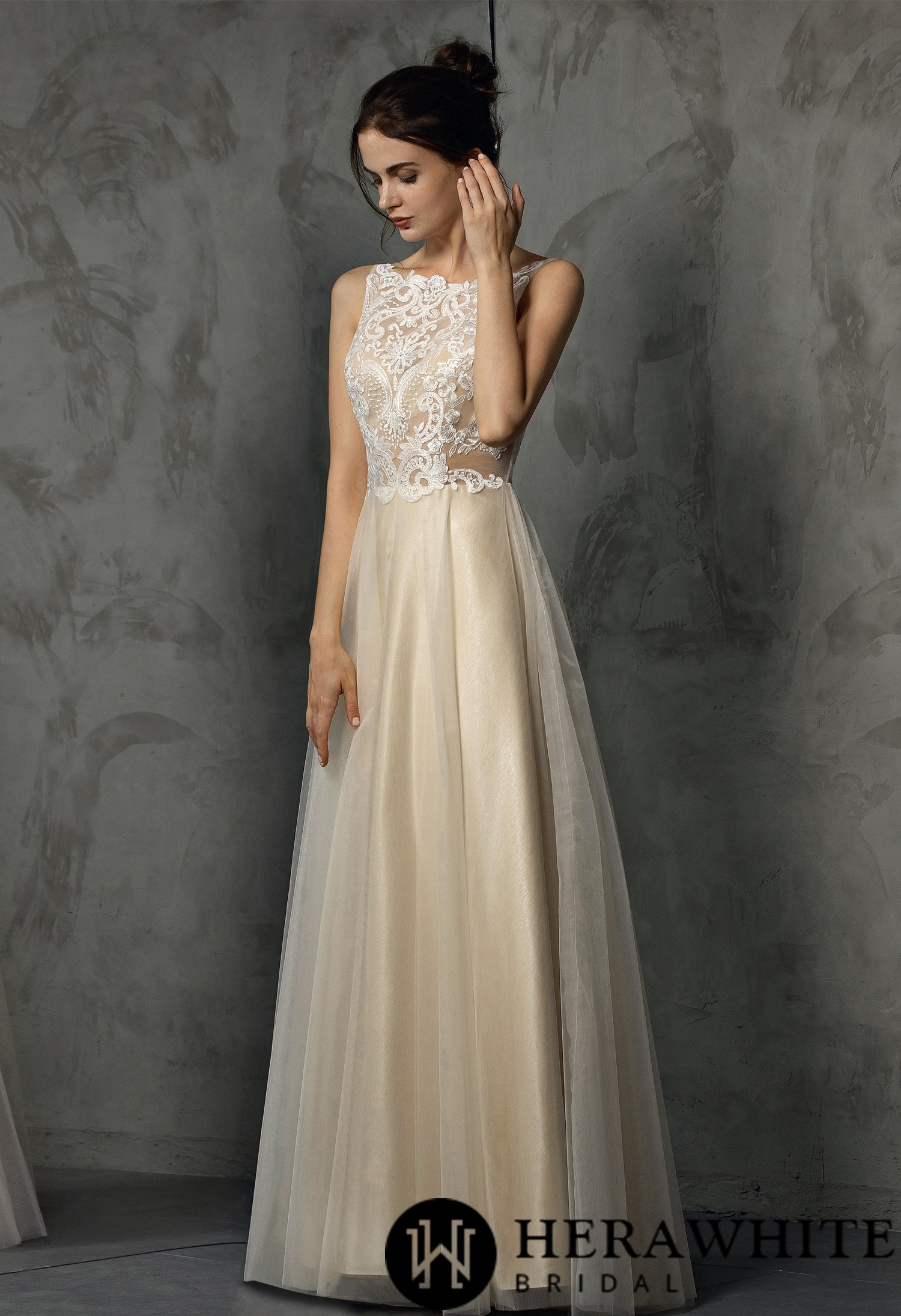 Delicate Applique A-Line Wedding Dress
