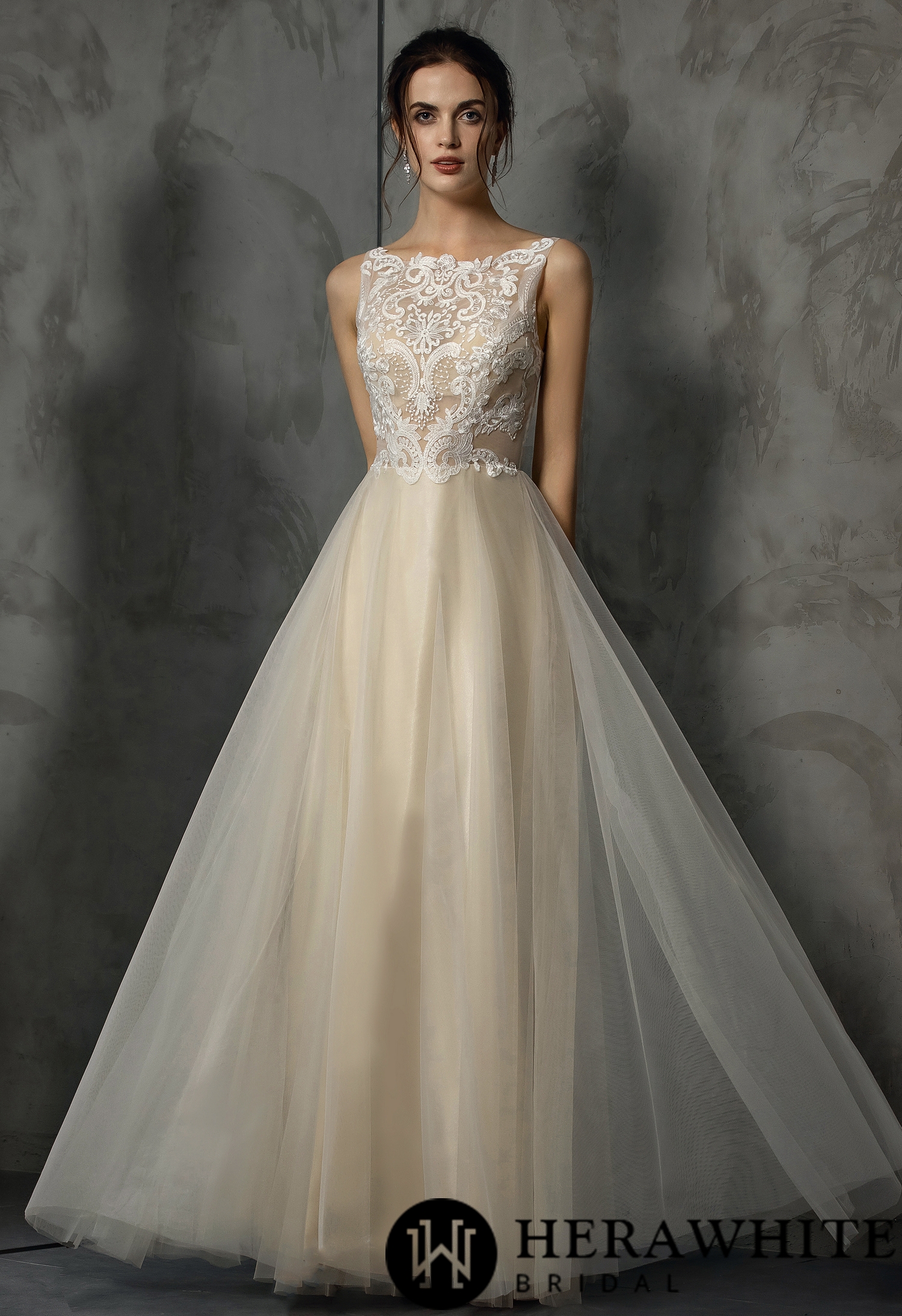Delicate Applique A-Line Wedding Dress