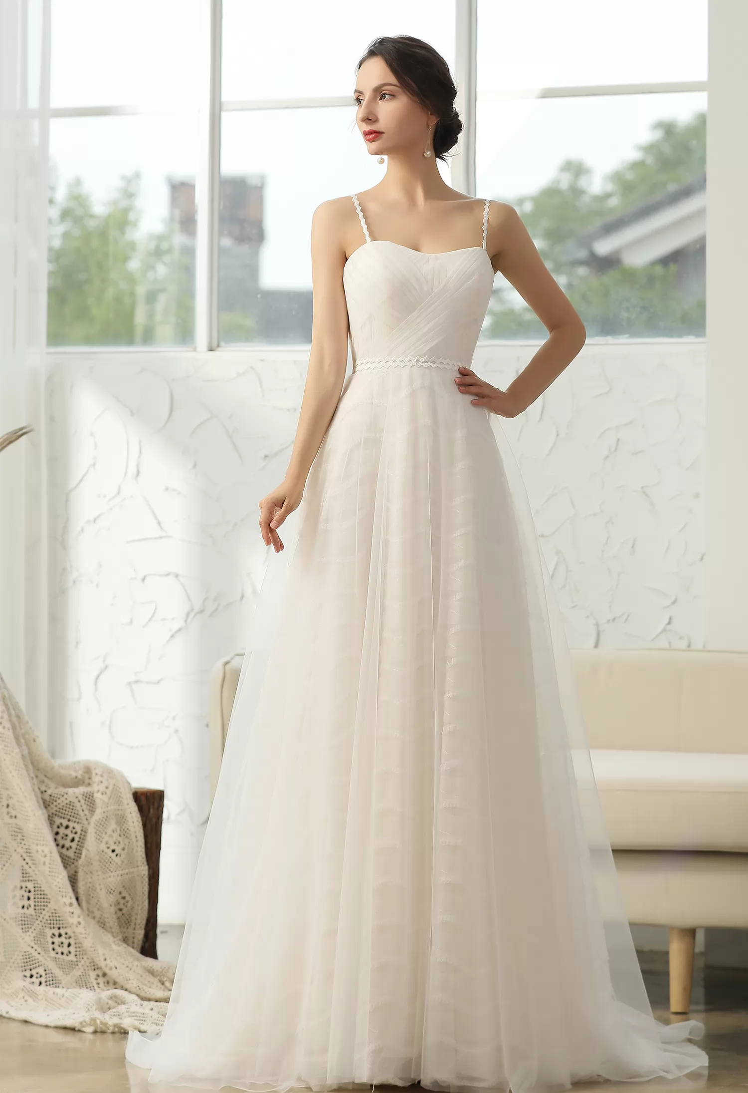 Simple Pleated A-line Wedding Dress With 3D Lace Underline