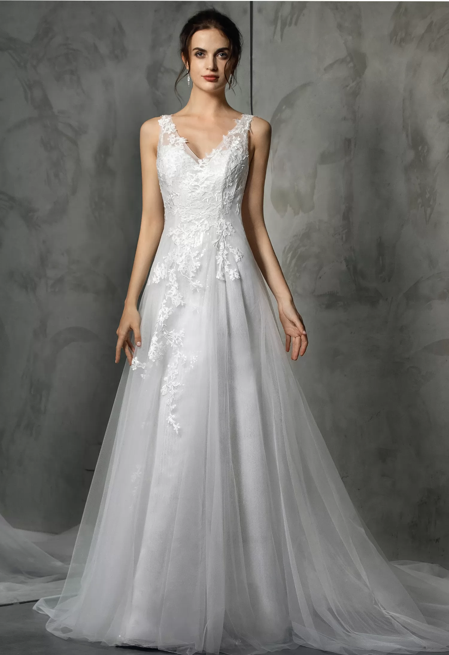 Shining V-Neck Wedding Dress With Long Tulle Train