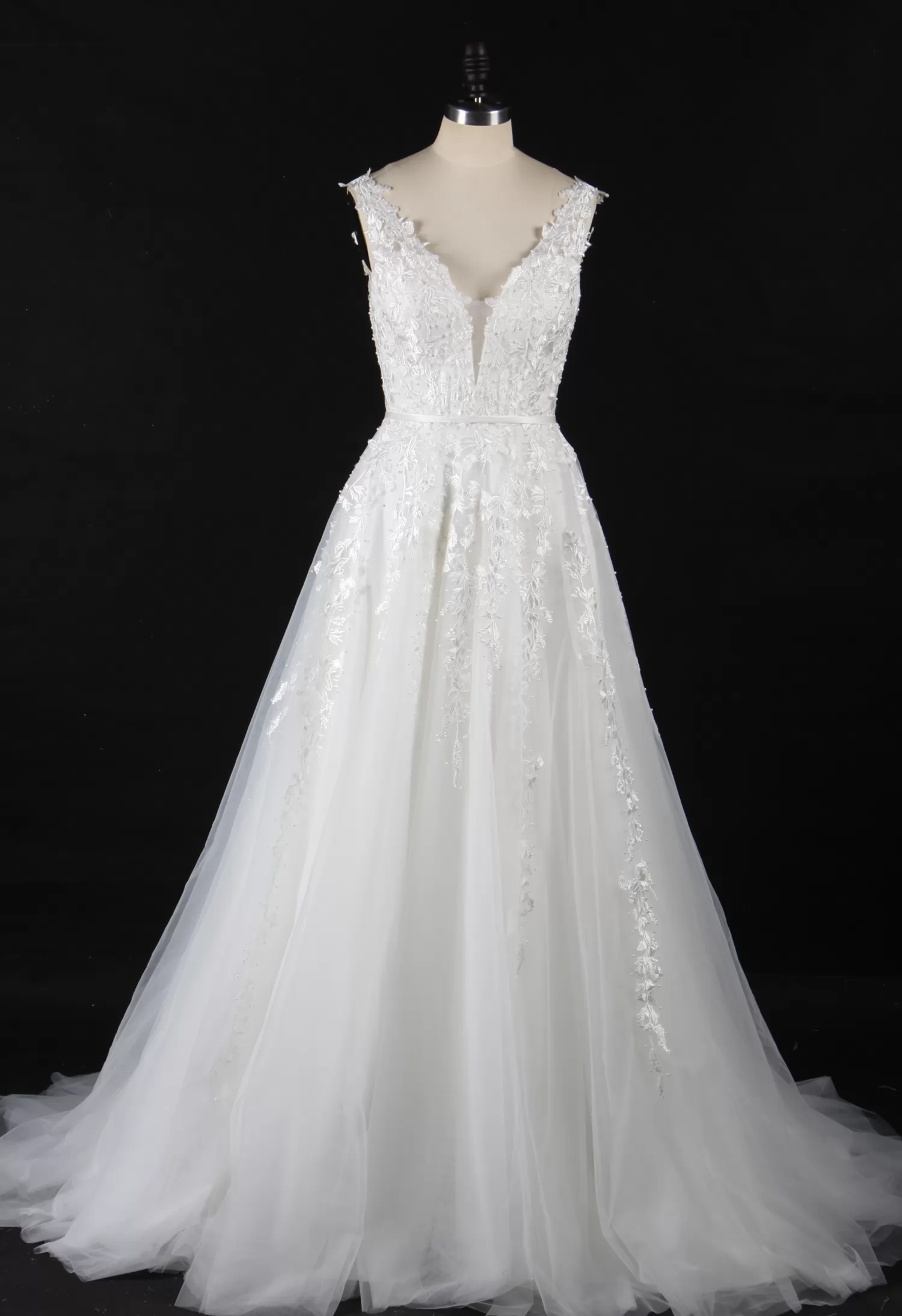 Graceful Lace Fit And Flare Wedding Dress