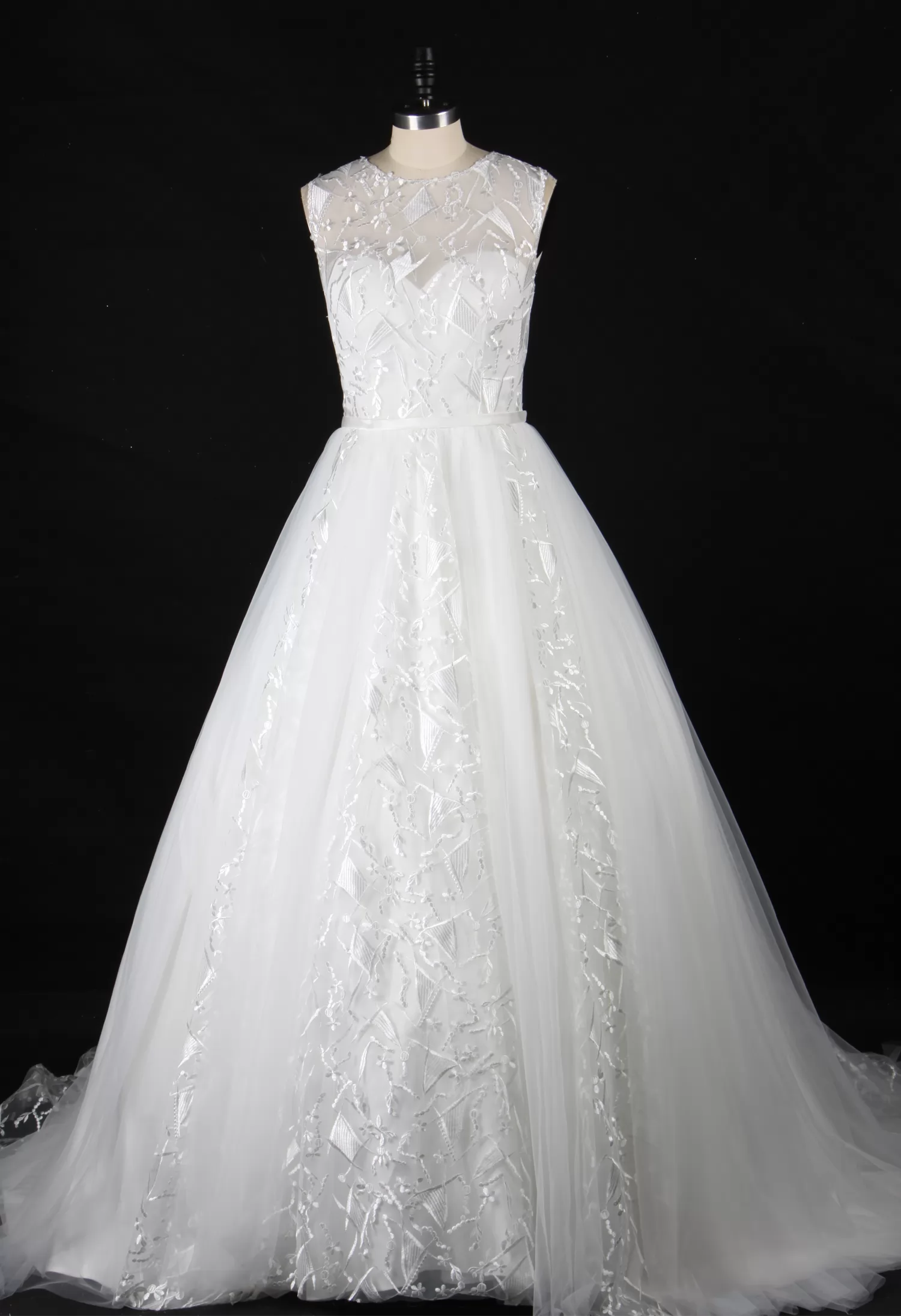 Designer Geometric Lace Appliques Bridal Ballgown Wedding Dress