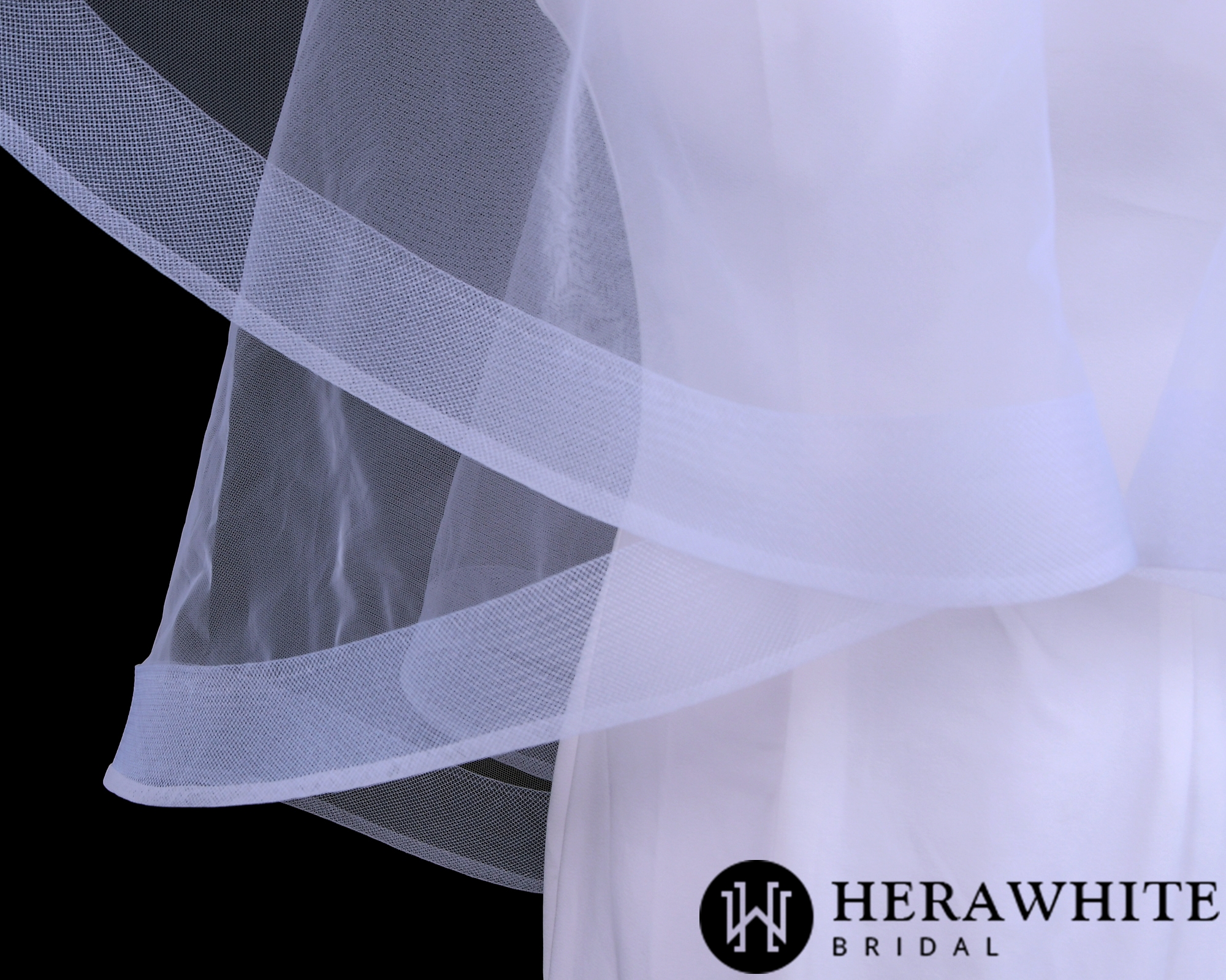 Simple Two-tier Fingertip Length Fan Bridal Veil