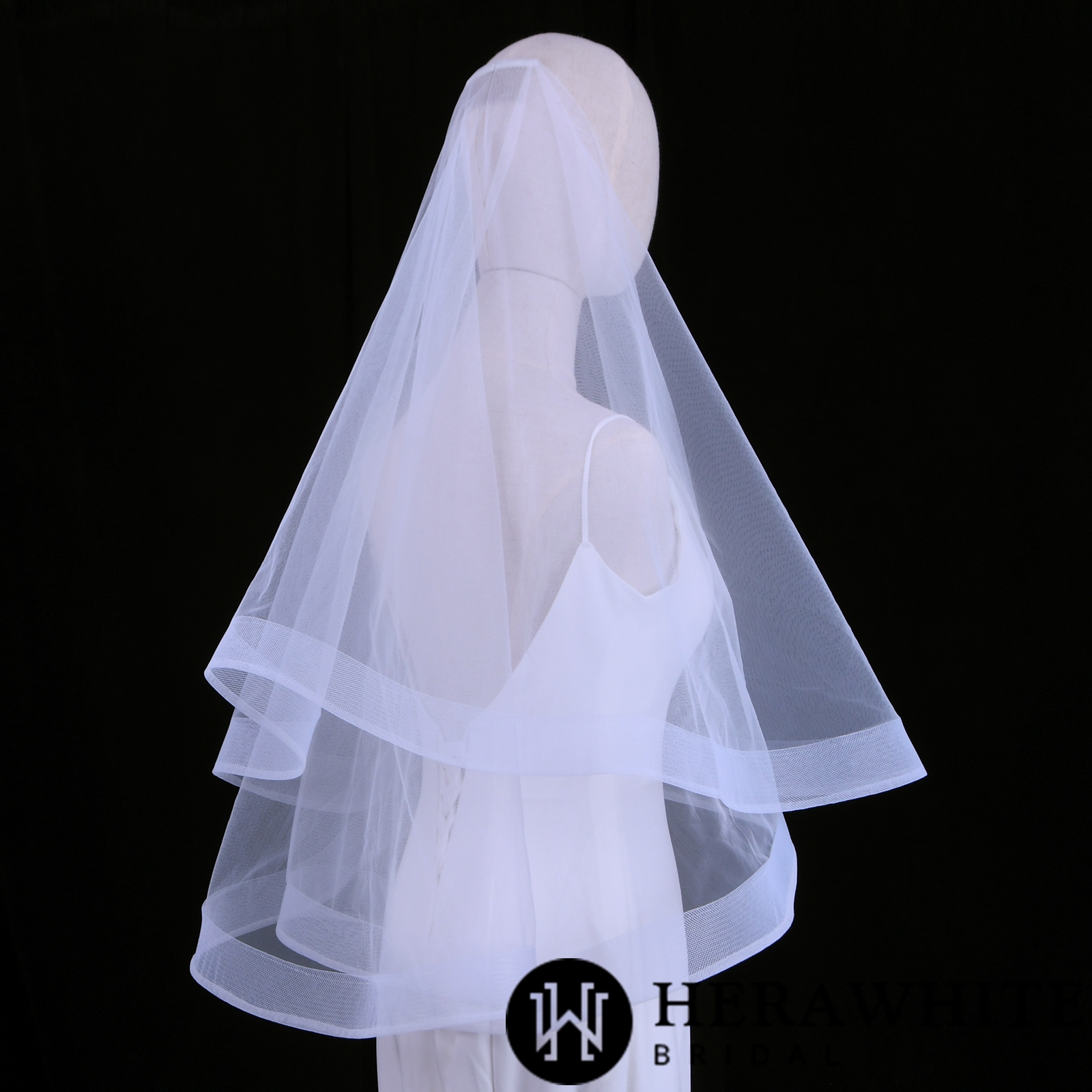 Simple Two-tier Fingertip Length Fan Bridal Veil
