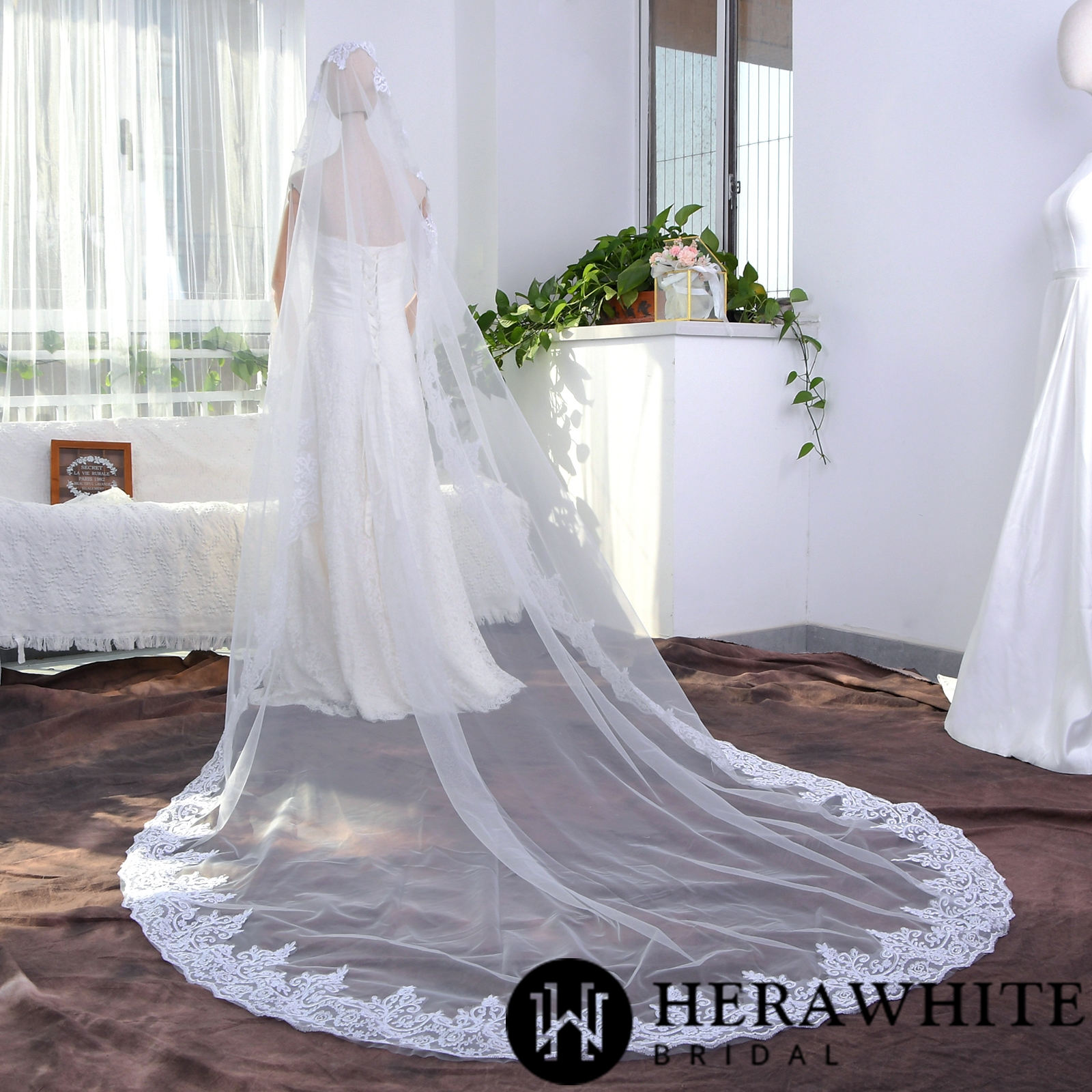 Lace Edge Ruffle Tulle Cathedral LengthBridal Veil