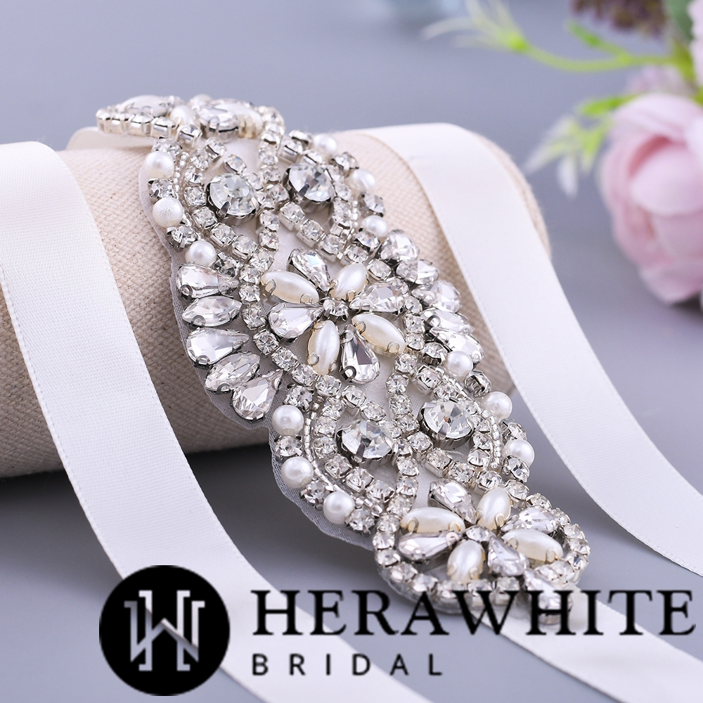 High-quality Crystals Pearls Wedding Sash