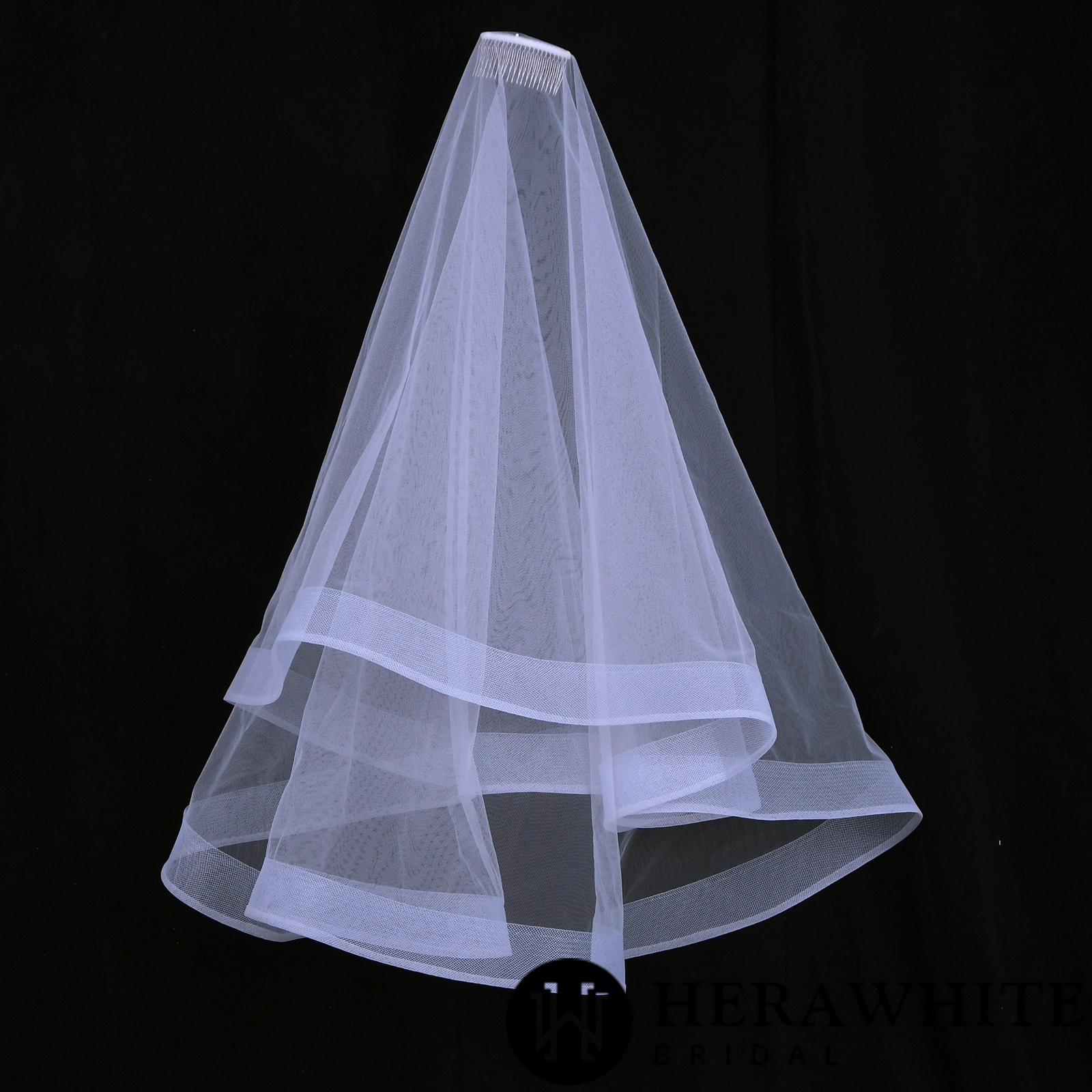 Simple Two-tier Fingertip Length Fan Bridal Veil