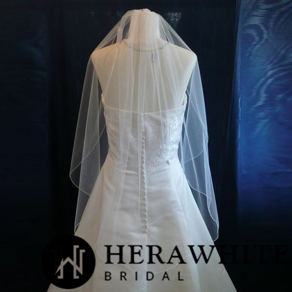 Simple Tulle Fingertip Length Bridal Veil