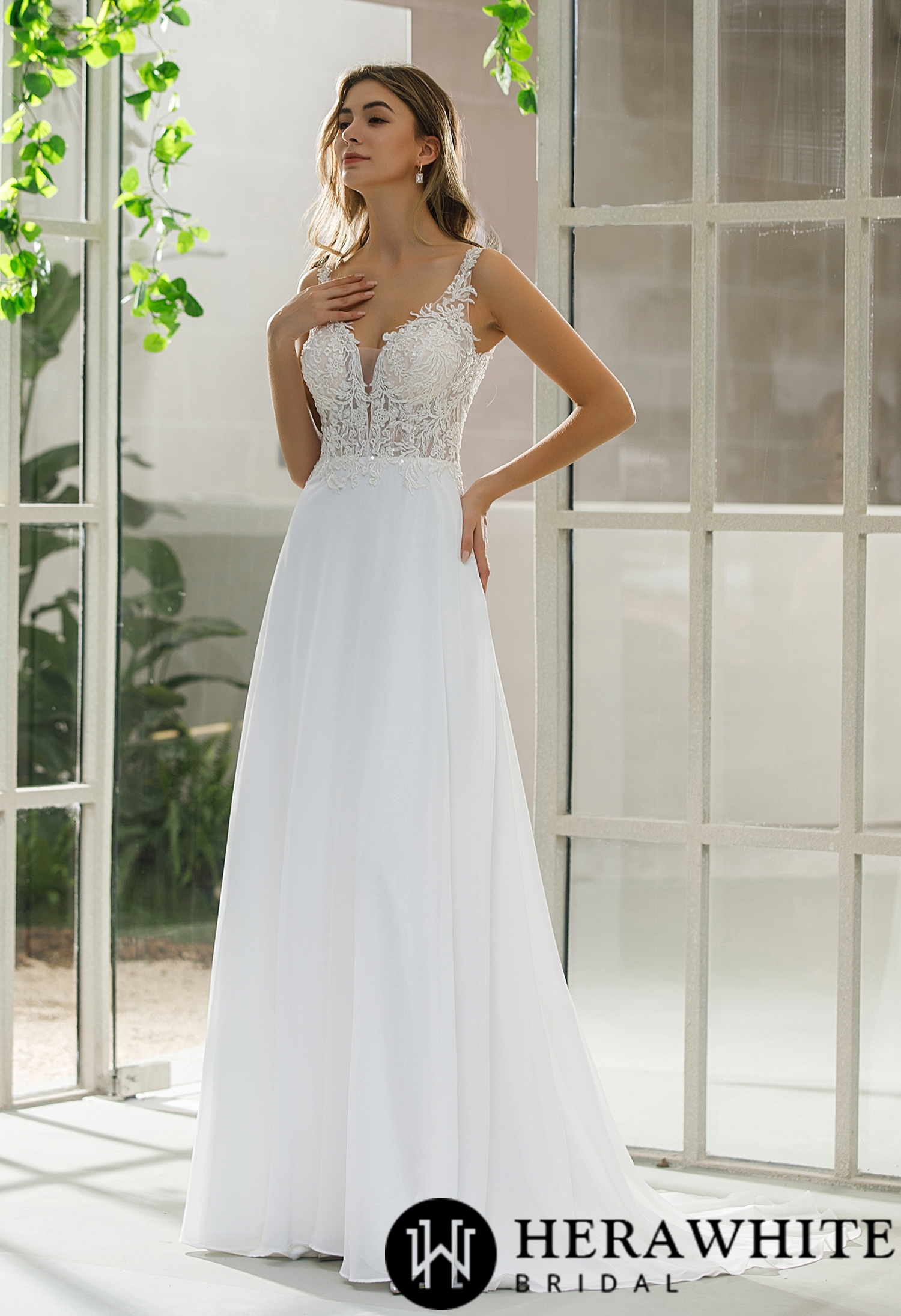 Simple Lace A-line Chiffon Wedding Dress