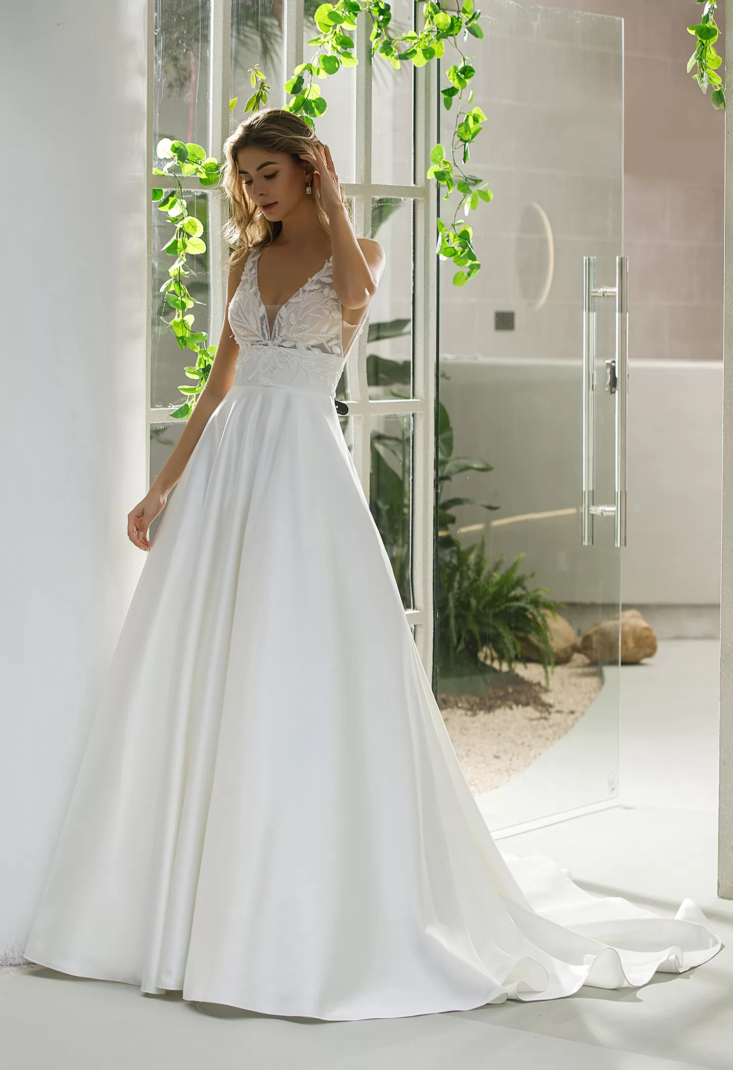 Illusion Bodice Satin A-line Pockets Wedding Dress Wholesale Illusion Bodice Satin A-line Pockets Wedding Dress Wholesale