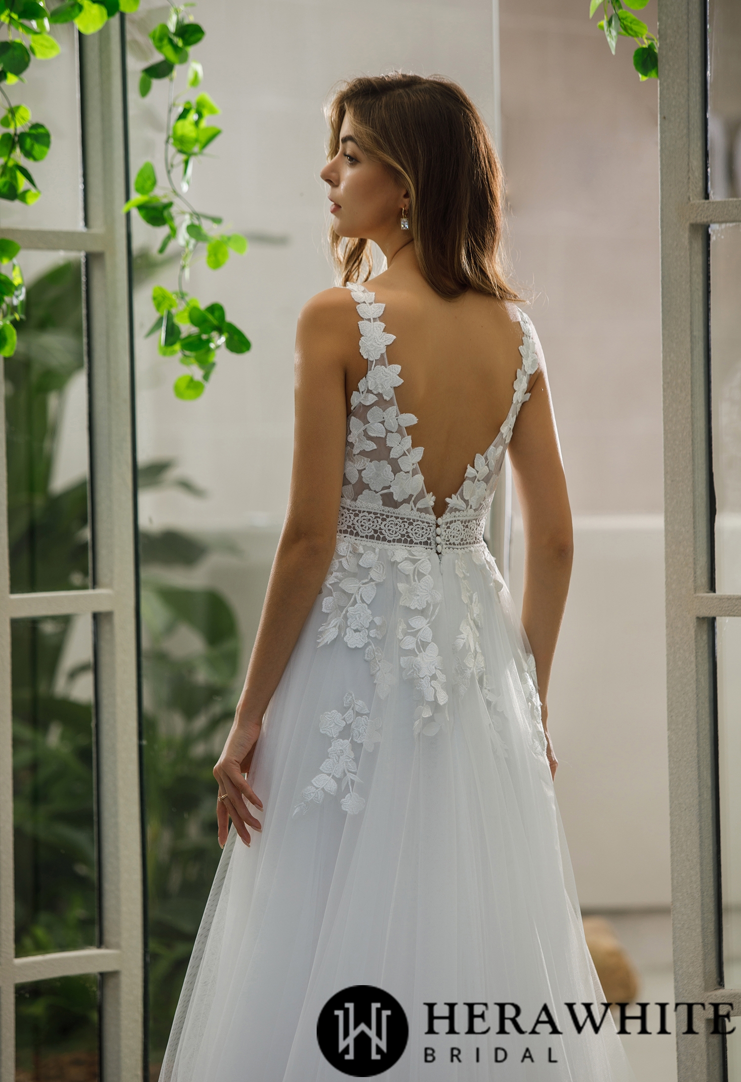 Inspired Lace A-line Slit Tulle Wedding Dress