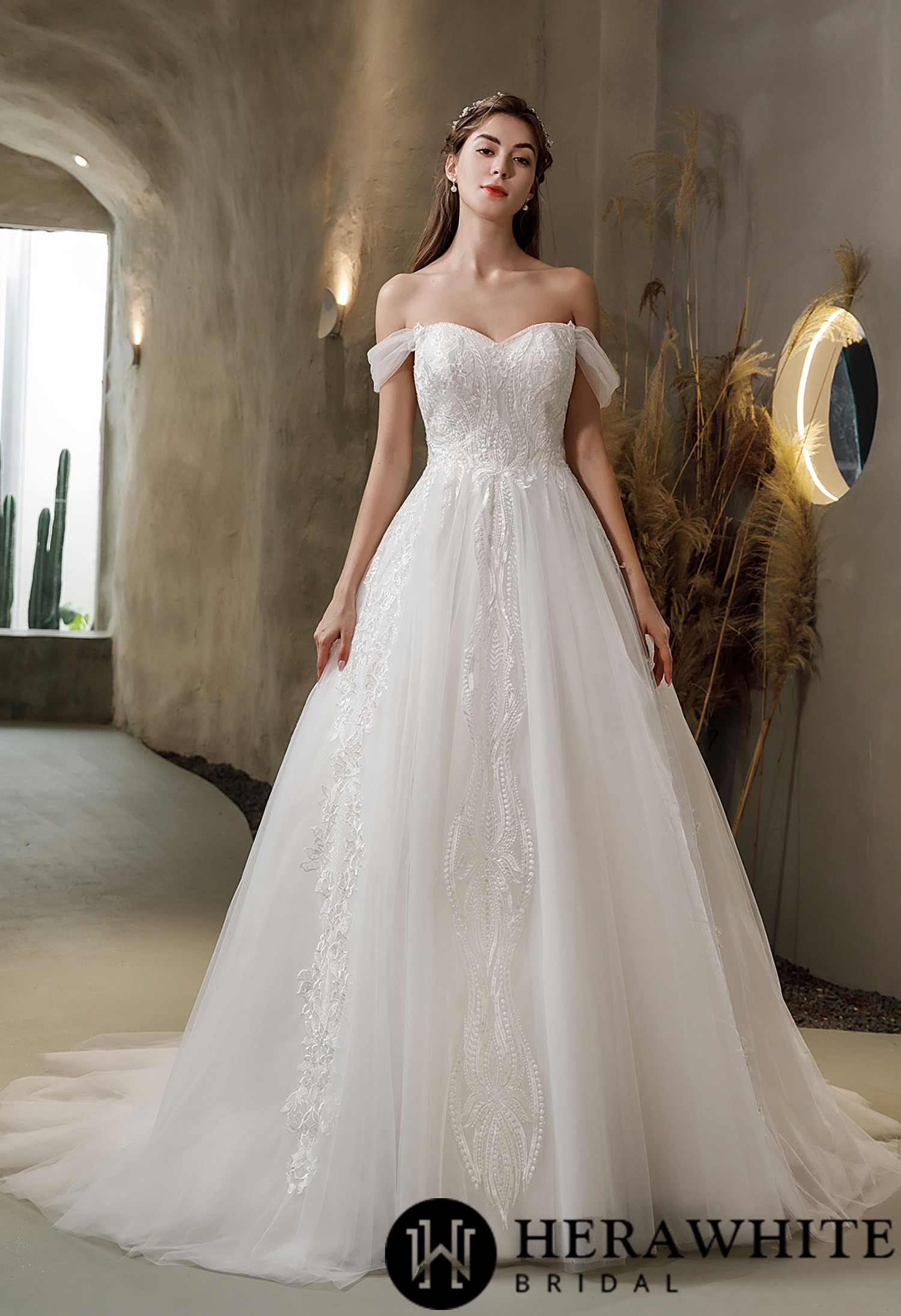 Princess Sweetheart Lace Tulle Ballgown Wedding Dress
