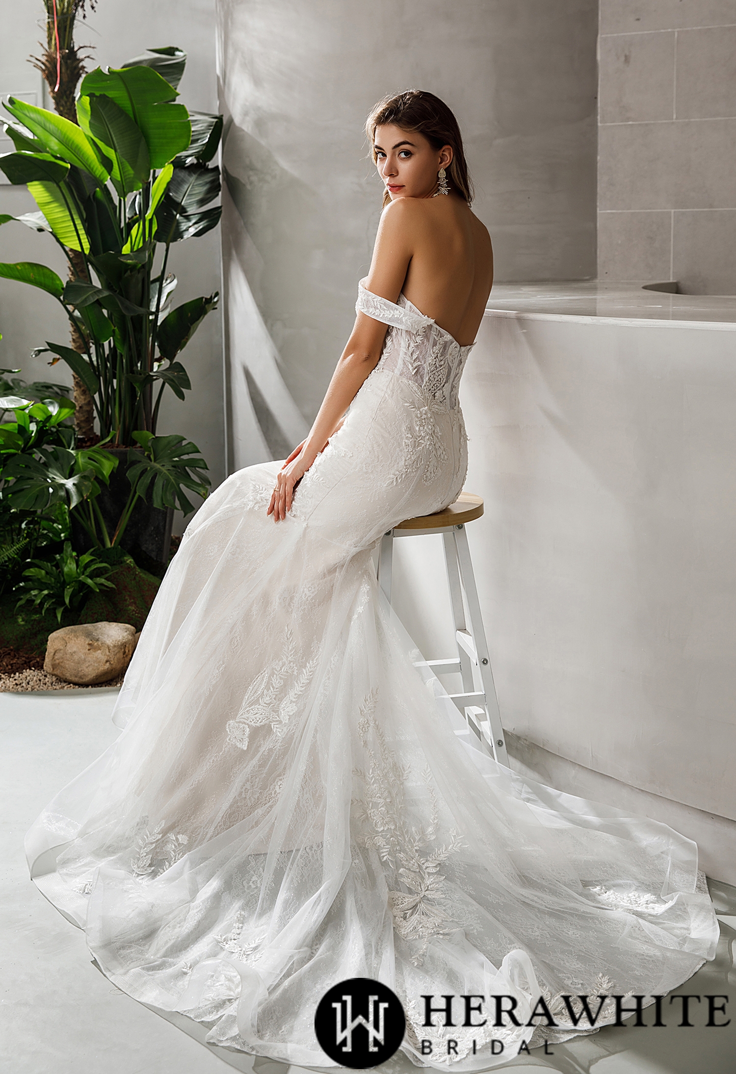 Romantic Sweetheart Neckline Illusion Bodice Wedding Dress
