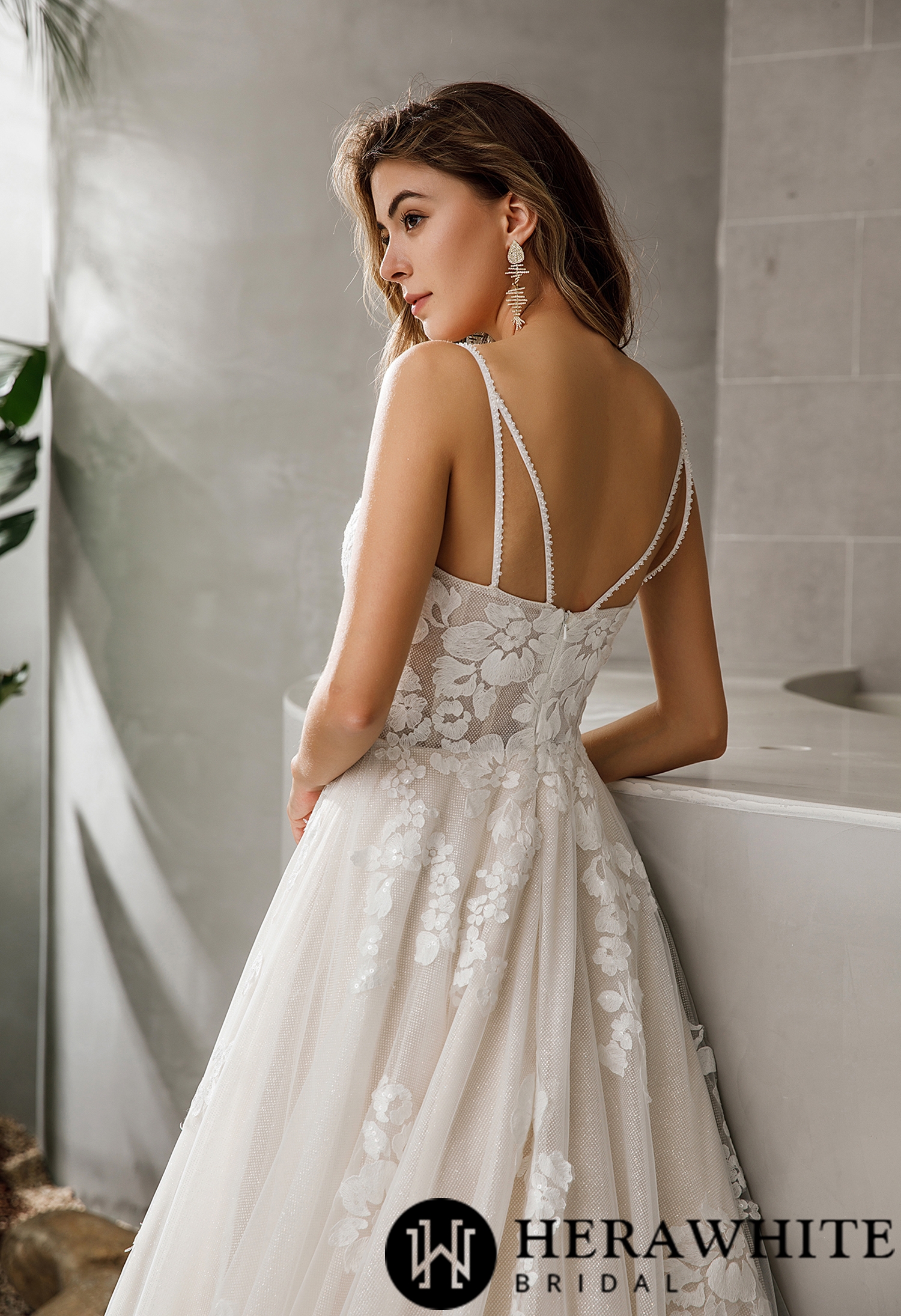Plunging Sweetheart Floral Lace Glitter A-line Wedding Dress
