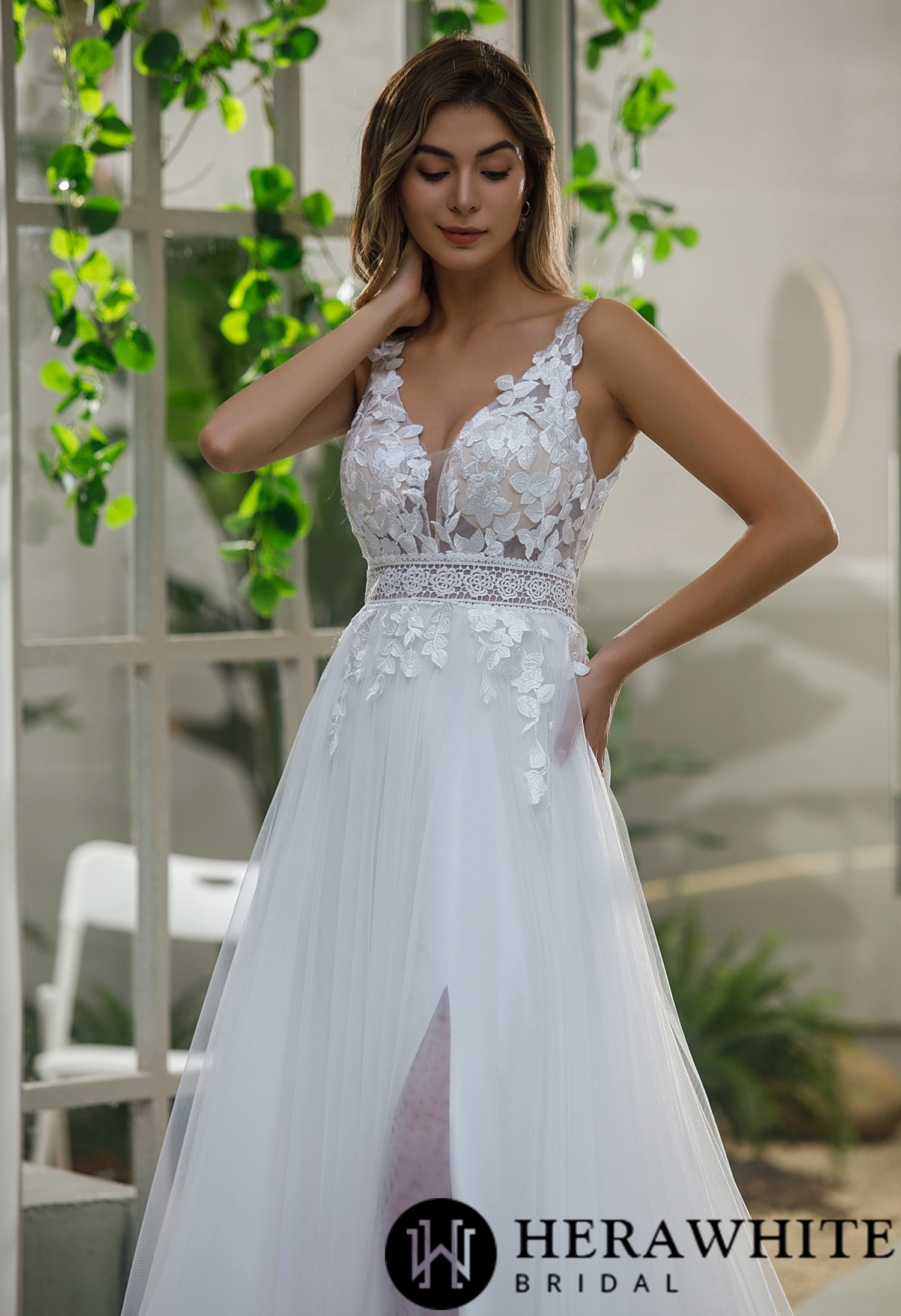 Inspired Lace A-line Slit Tulle Wedding Dress