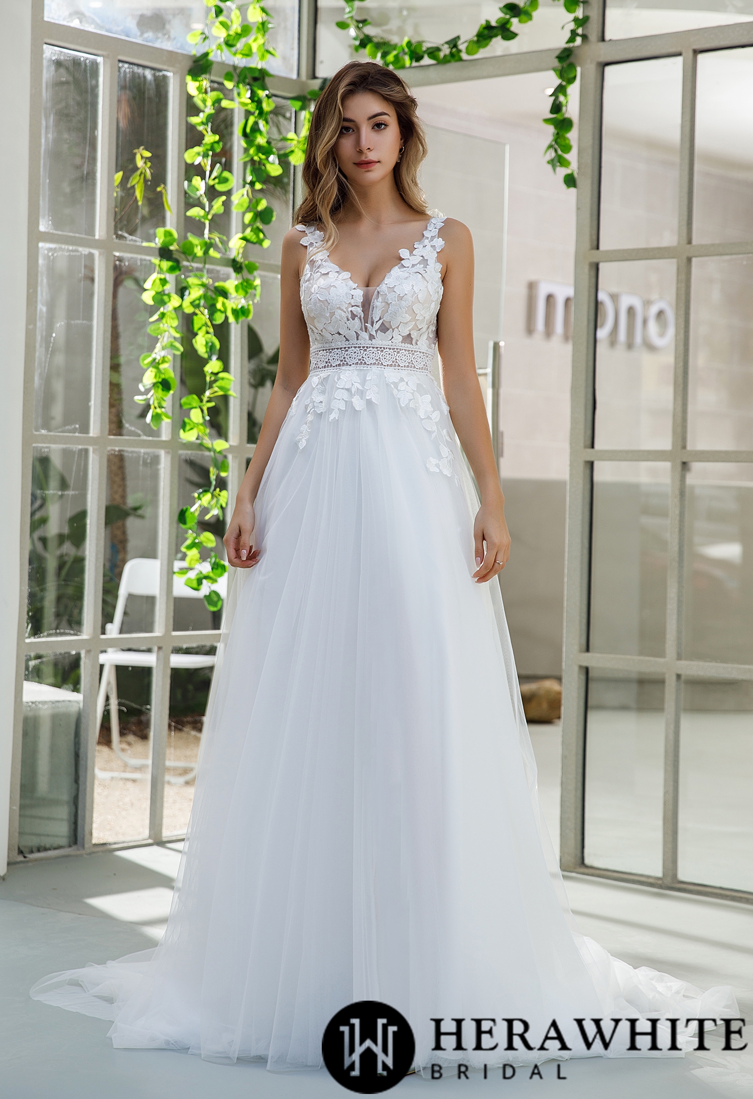 In Stock/ Inspired Lace A-line Wedding Dress With Slit Tulle Skirt
