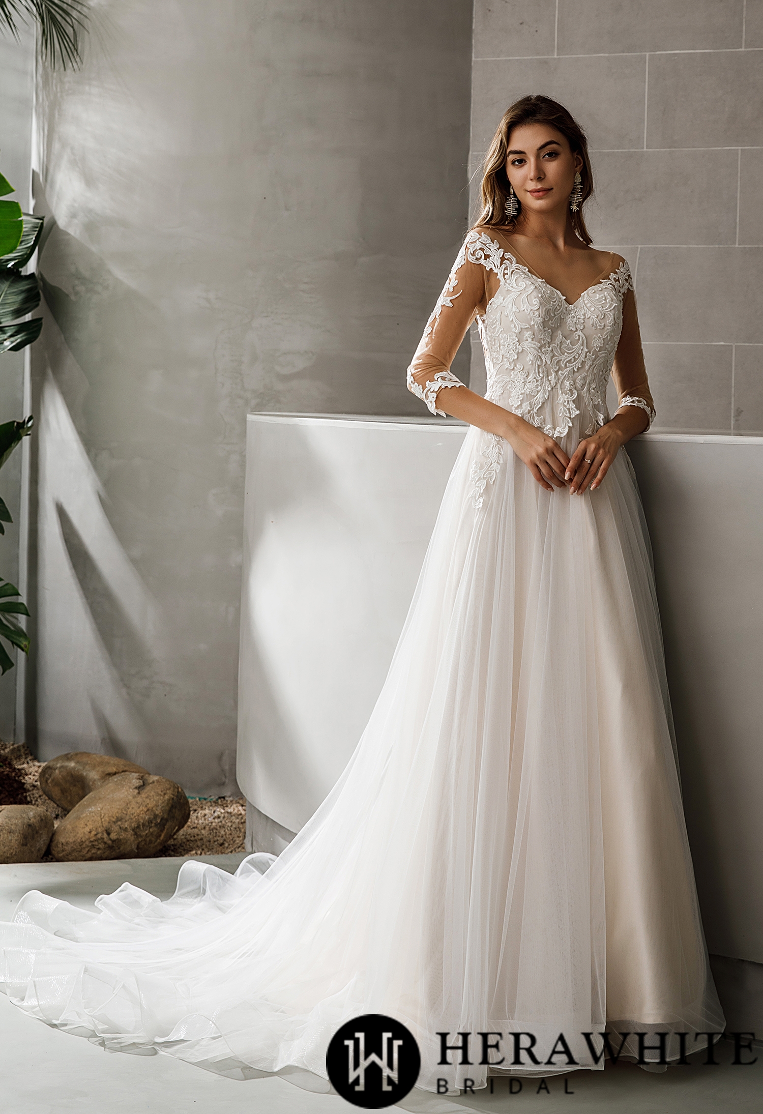 Gorgeous Lace A-line 3/4 sleeves Wedding Dress