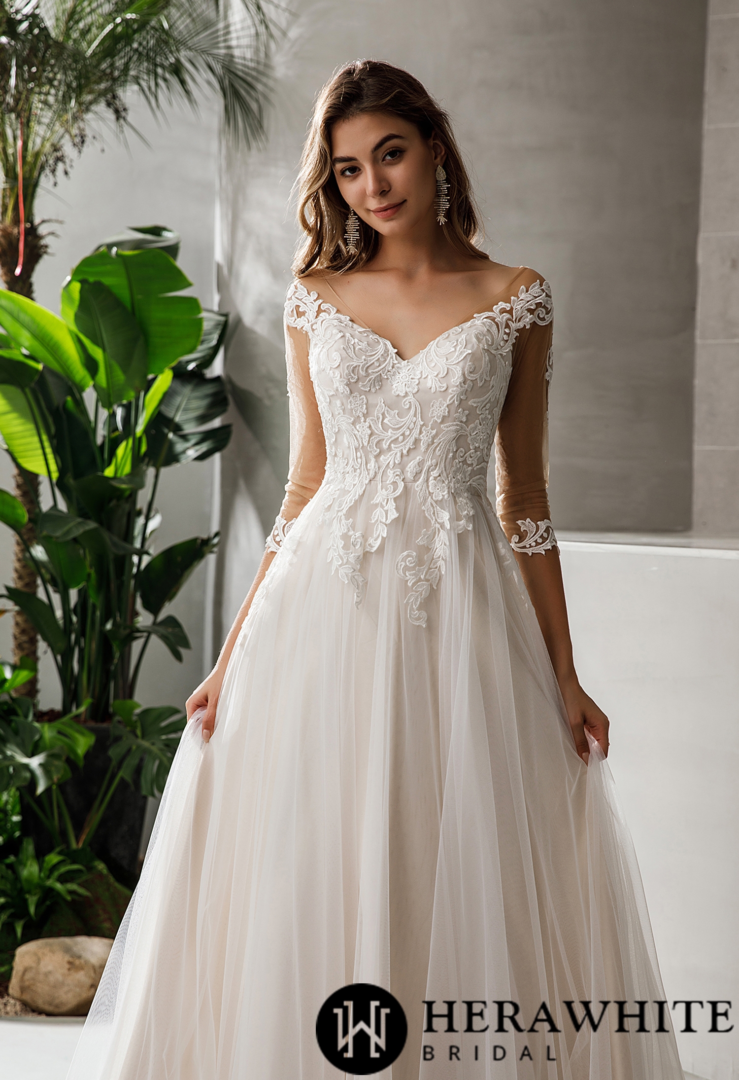 Gorgeous Lace A-line 3/4 sleeves Wedding Dress
