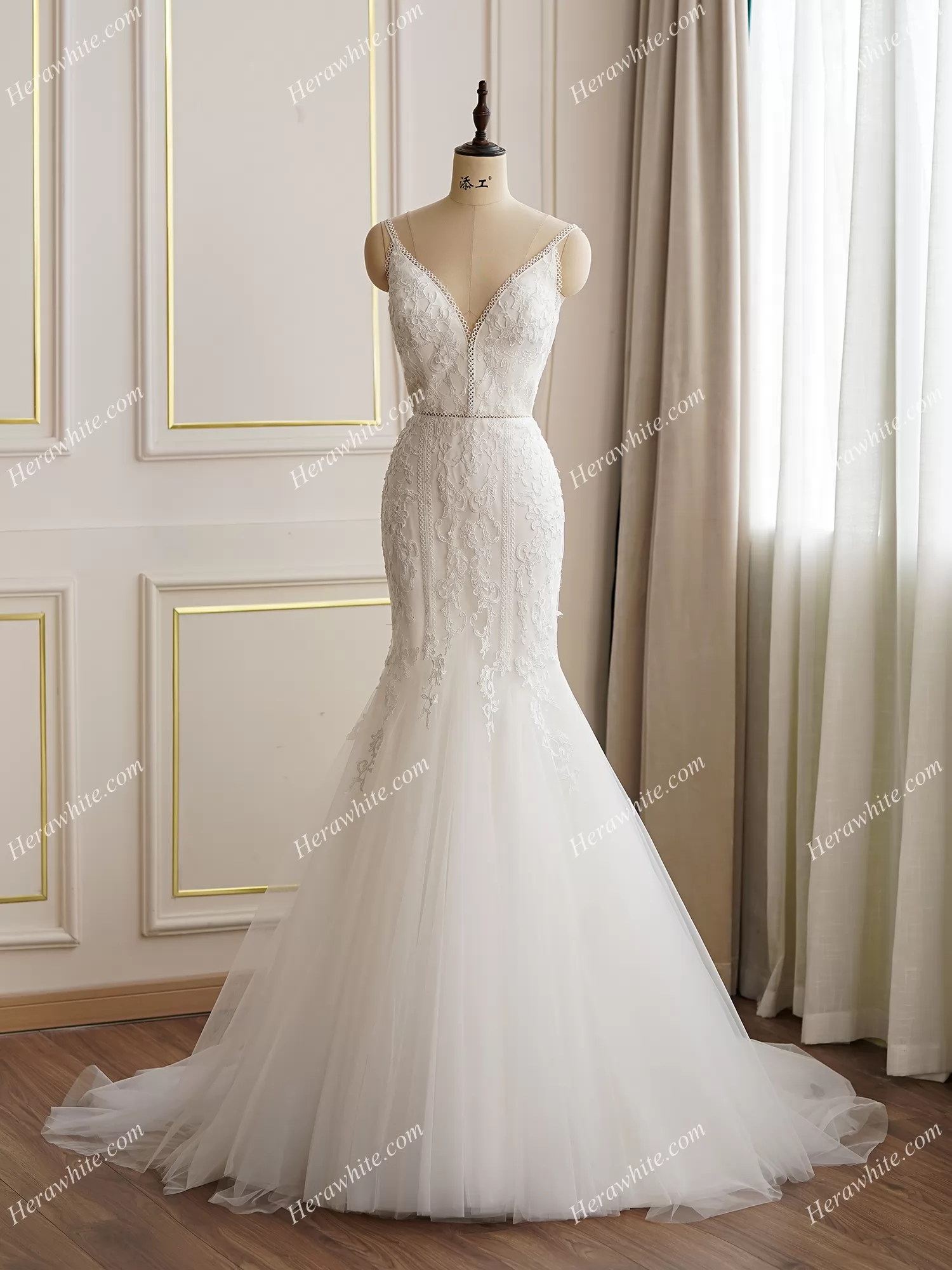 Spaghetti Lace Strap Mermaid Wedding Dress