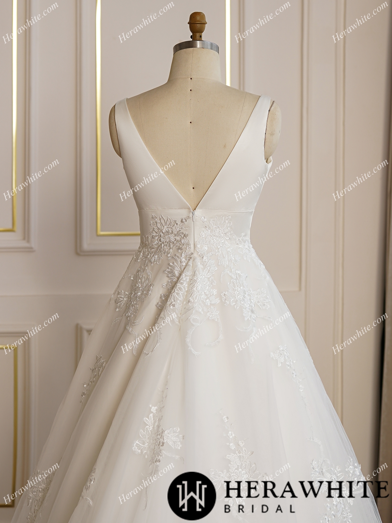 Simply V-Neck A-line Satin Wedding Dress