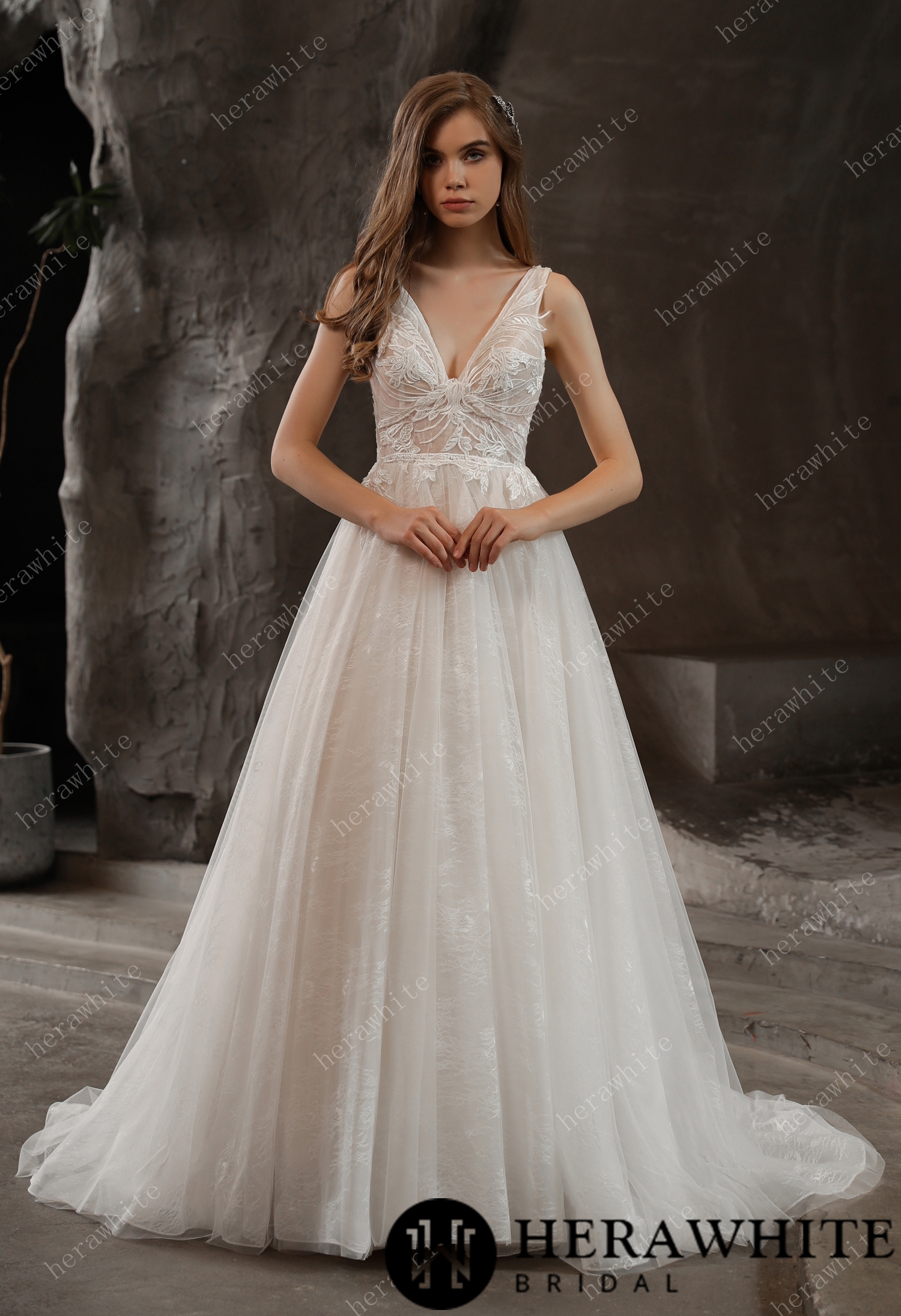 Lovely Lace V-neck wedding dress with Tulle Skirt