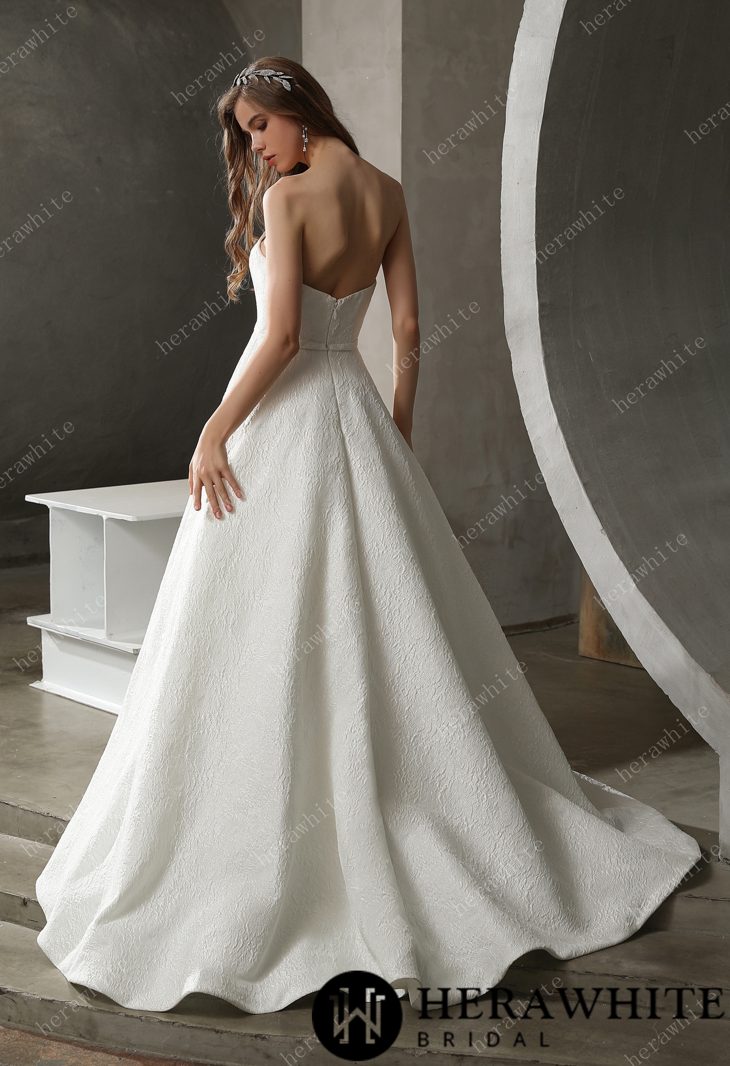 Clean Strapless Satin Jacquard Wedding Dress