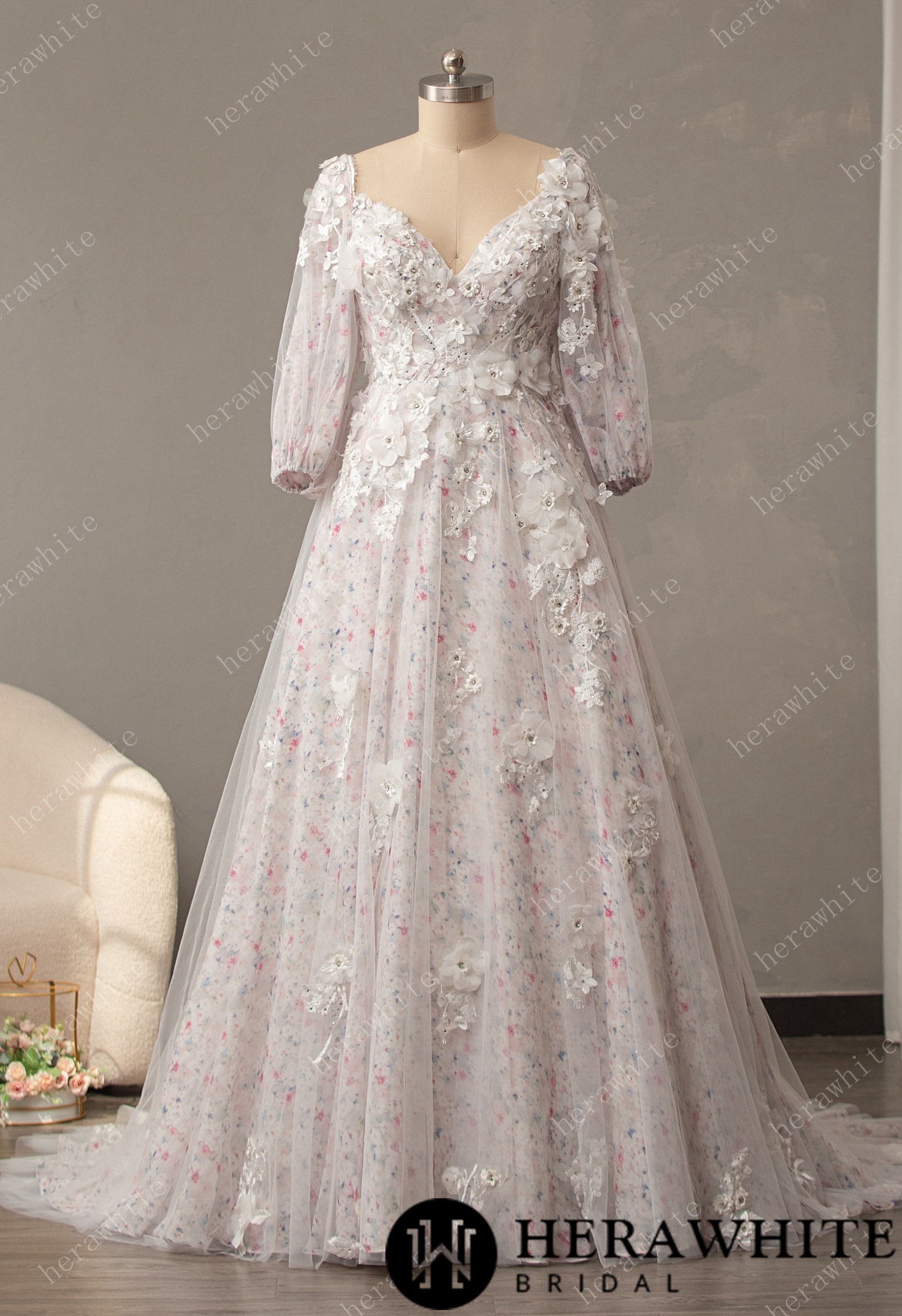 Floral 3D Lace A-Line Wedding Dress with Detachable Sleeve