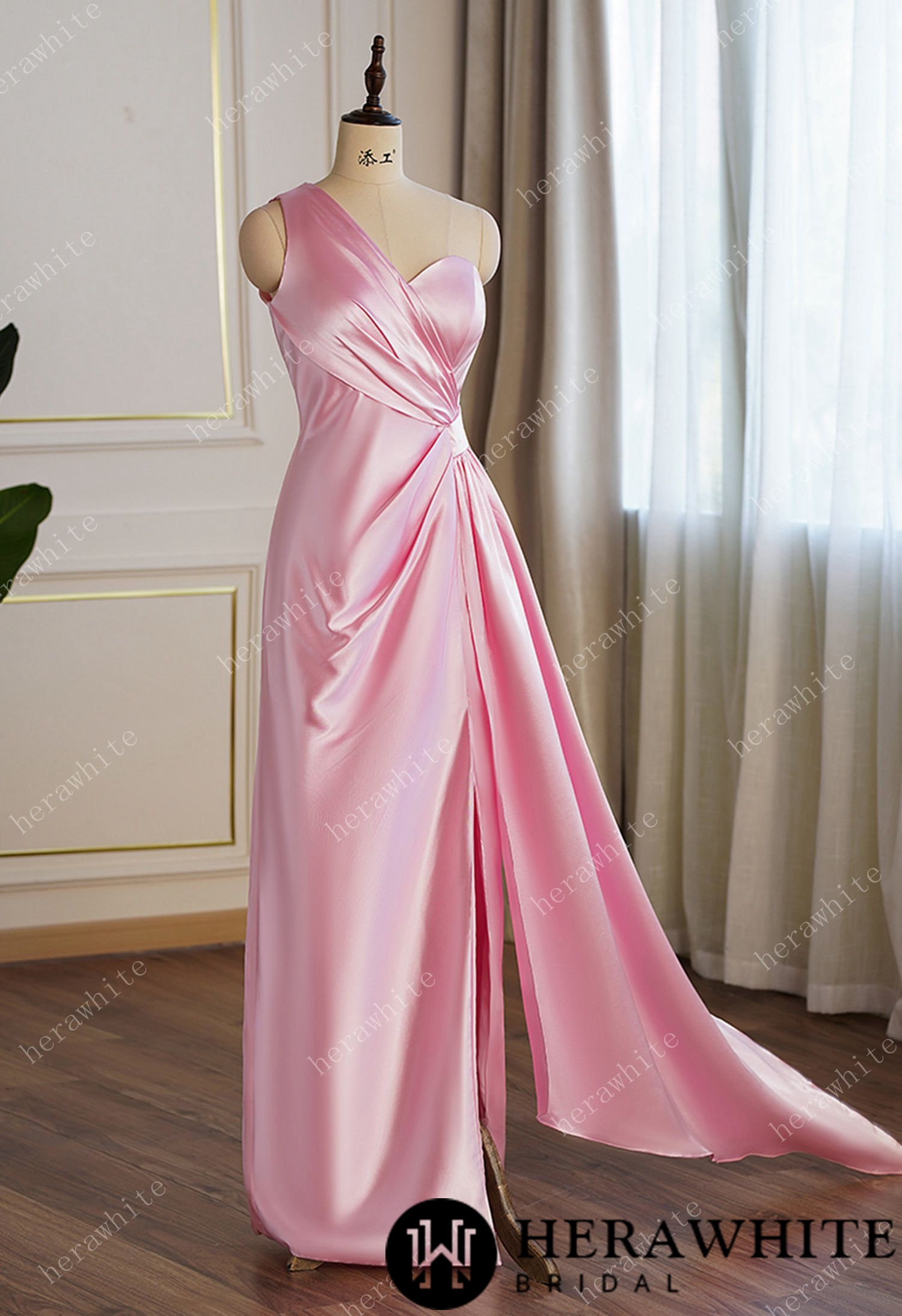 One-Shoulder Shining Spandex with Side Split Bridesmaid Dress