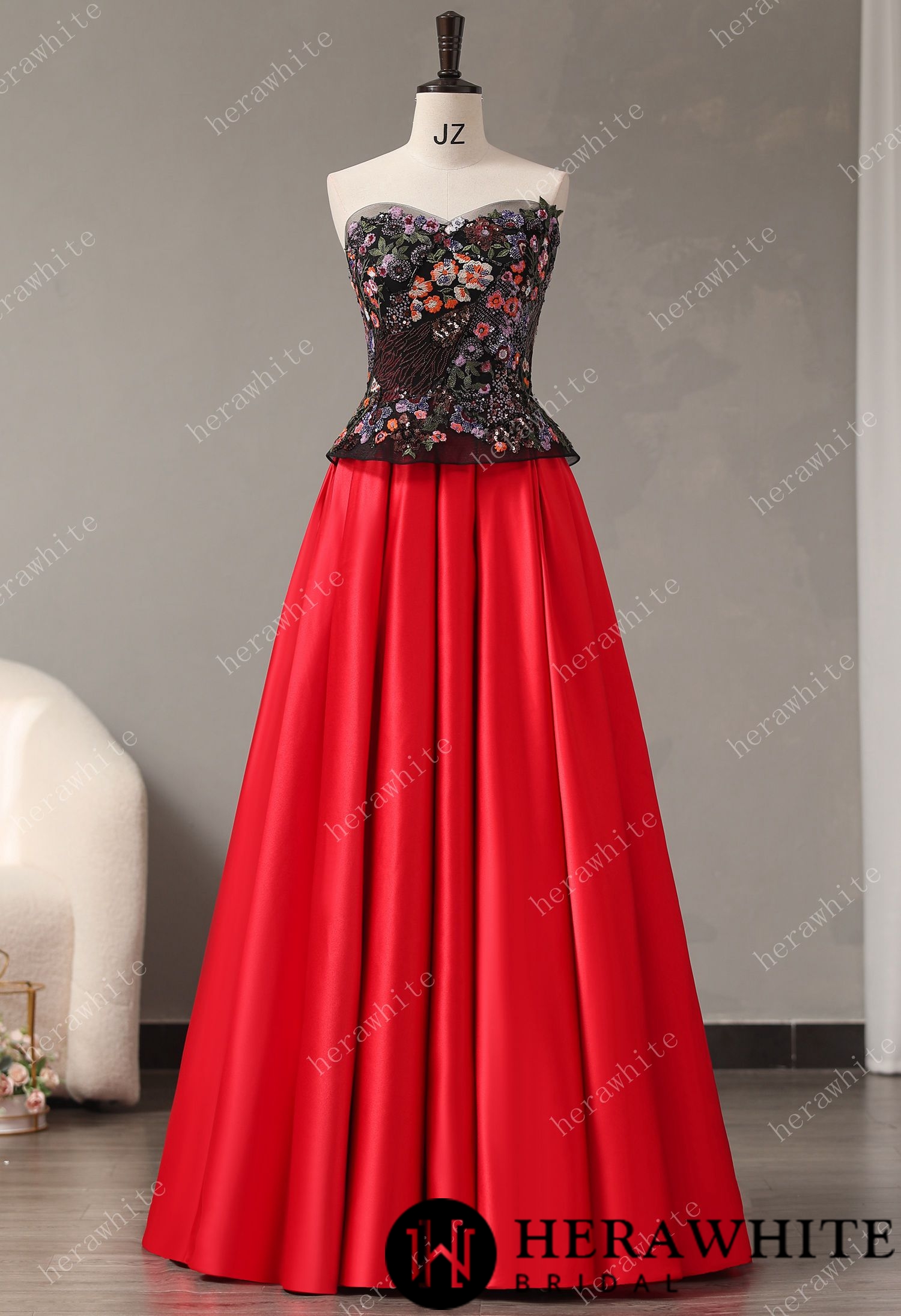 Vintage  Lace Flower Sequins Satin With A Line Sleeveless Long Prom Dresses