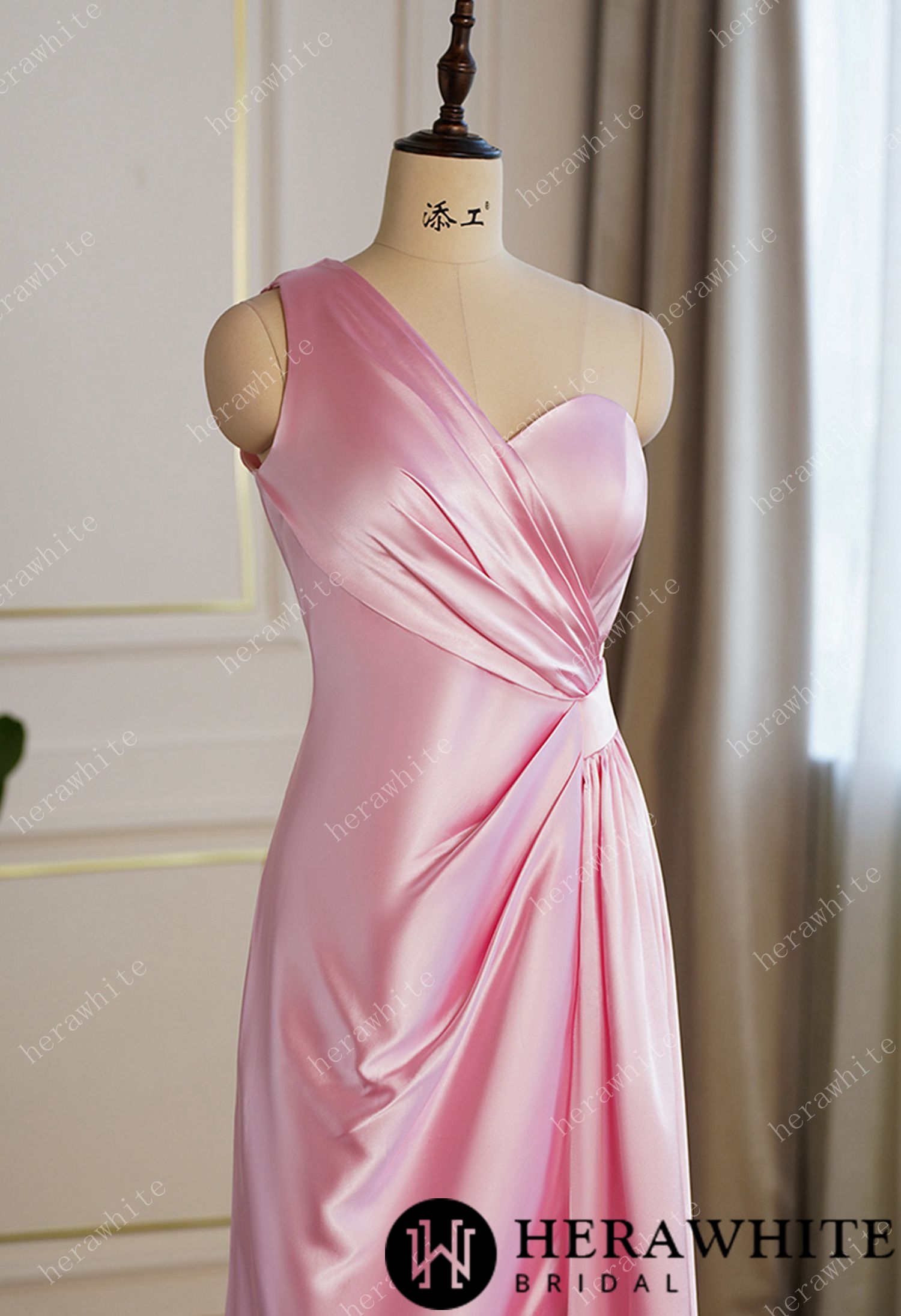 One-Shoulder Shining Spandex with Side Split Bridesmaid Dress