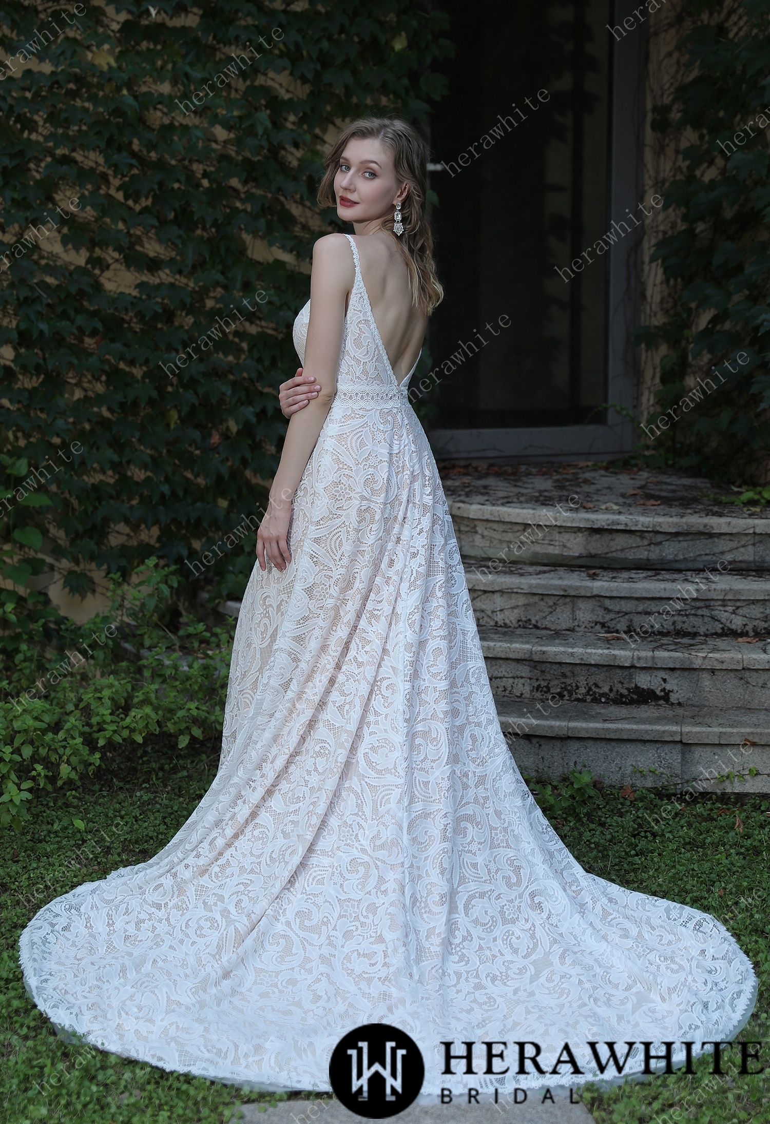 Summer Boho Lace Spaghetti Straps Wedding Dress