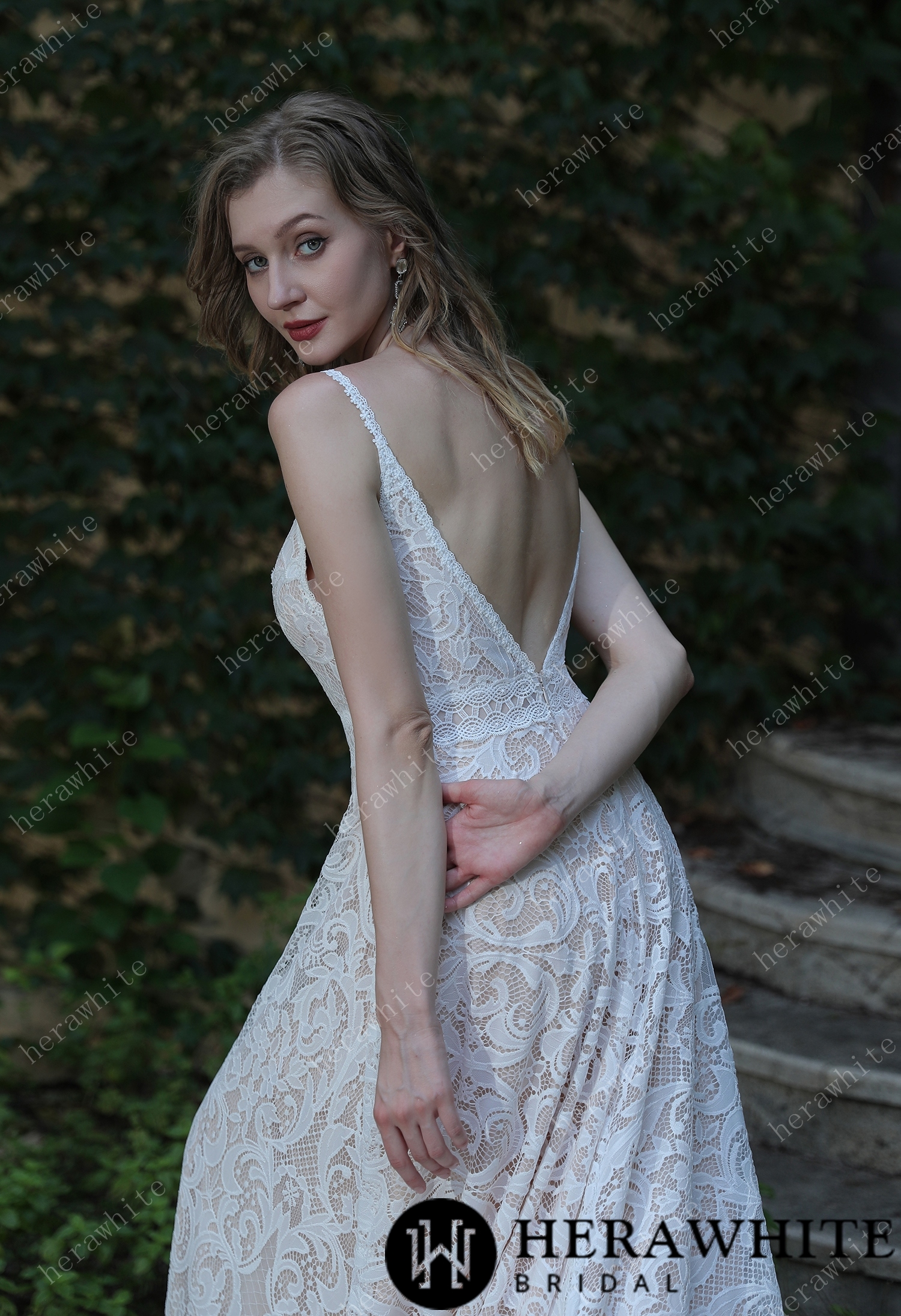Summer Boho Lace Spaghetti Straps Wedding Dress