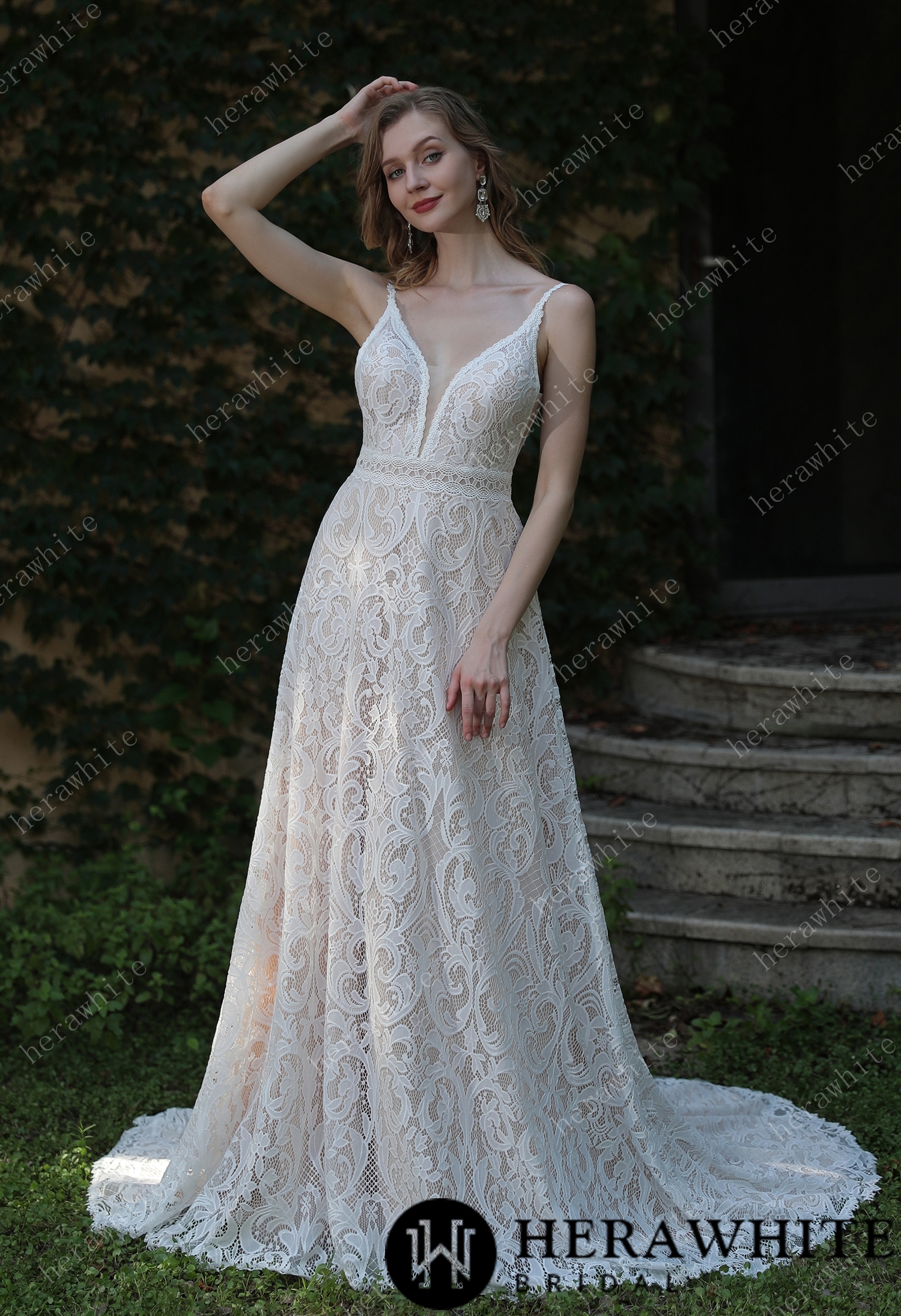 Summer Boho Lace Spaghetti Straps Wedding Dress