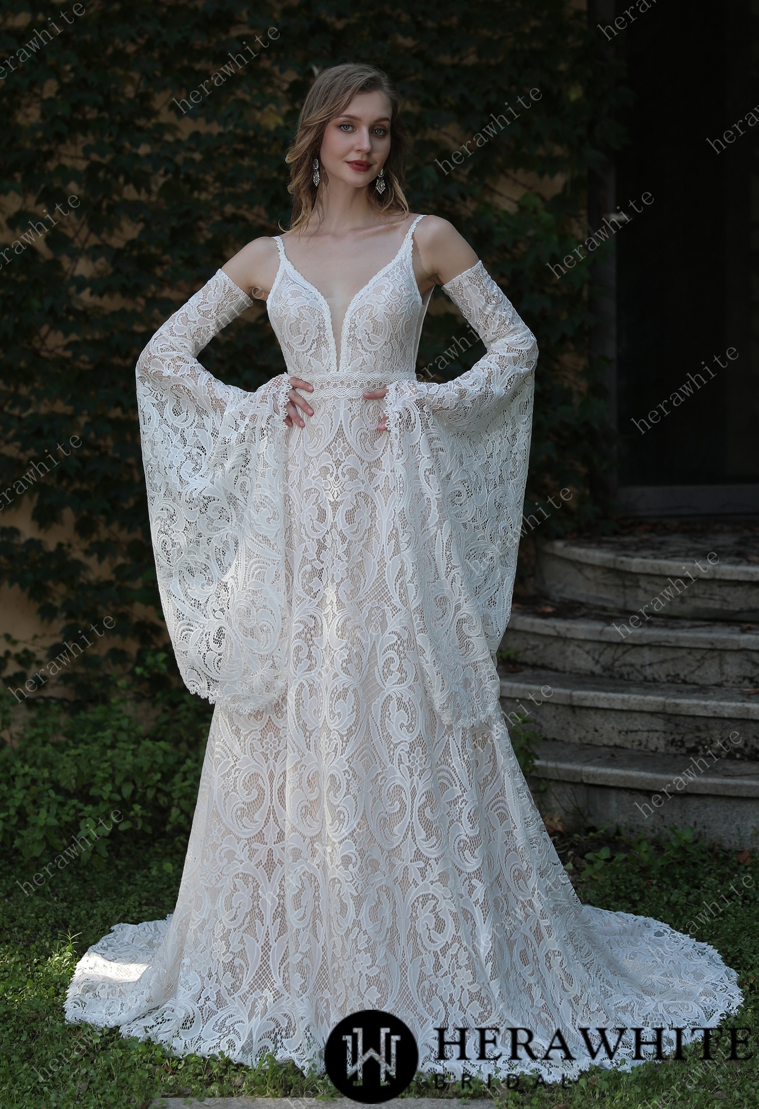 Summer Boho Lace Spaghetti Straps Wedding Dress