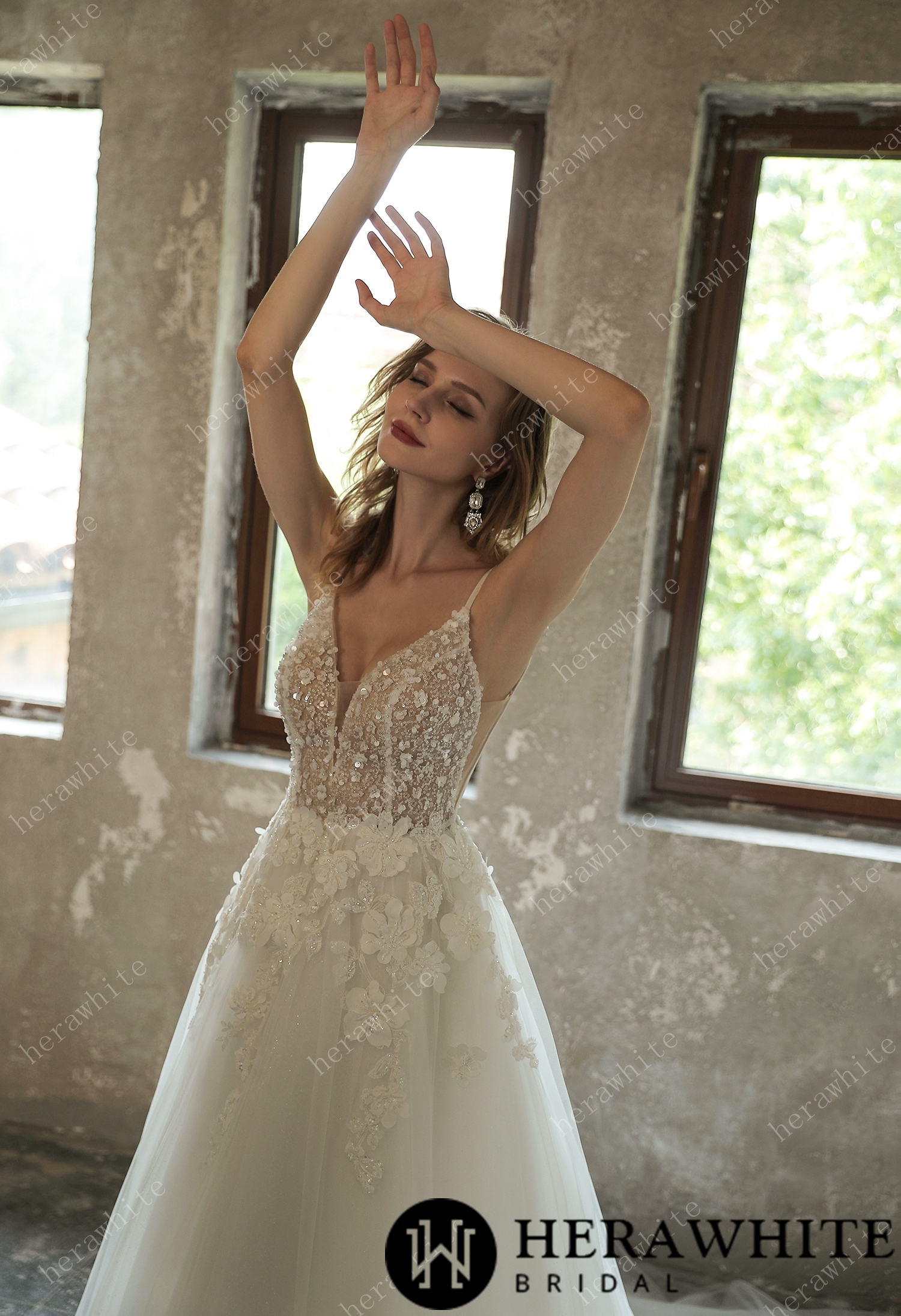 Sparkly Sequined Floral Tulle Ballgown V-neck Wedding Dress