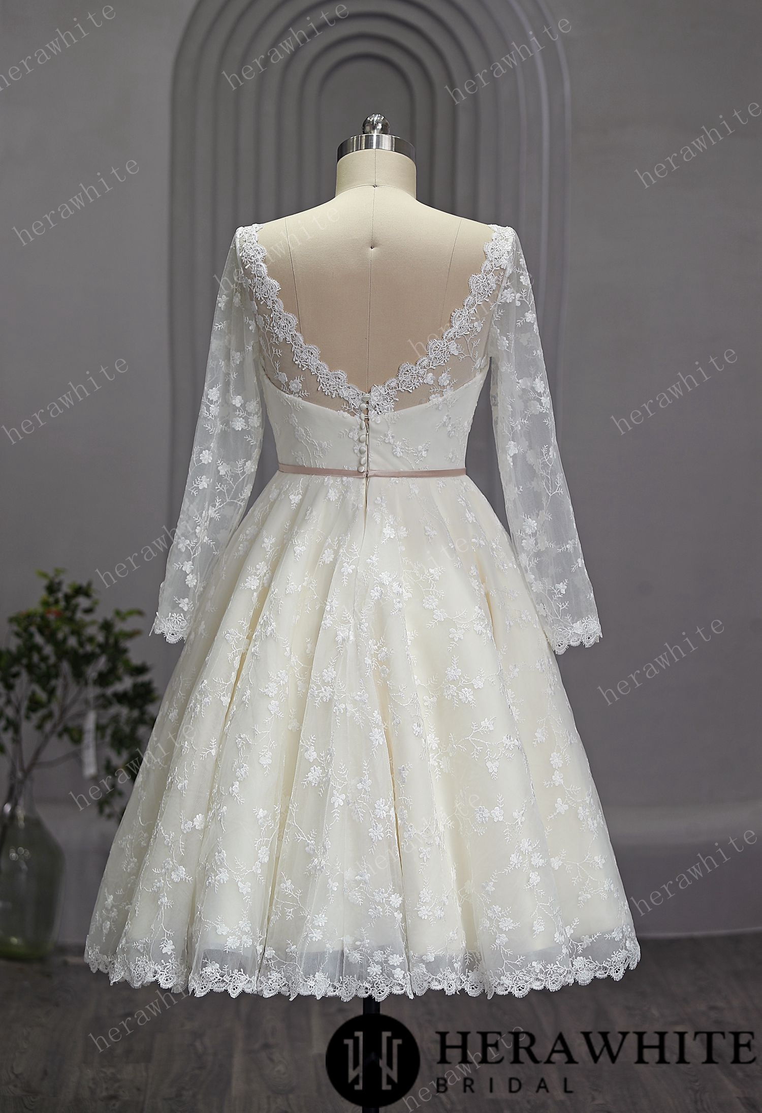 Vintage Lace Wedding Sheer Neckline With Sleeves Tea Length Garden Wedding Dress